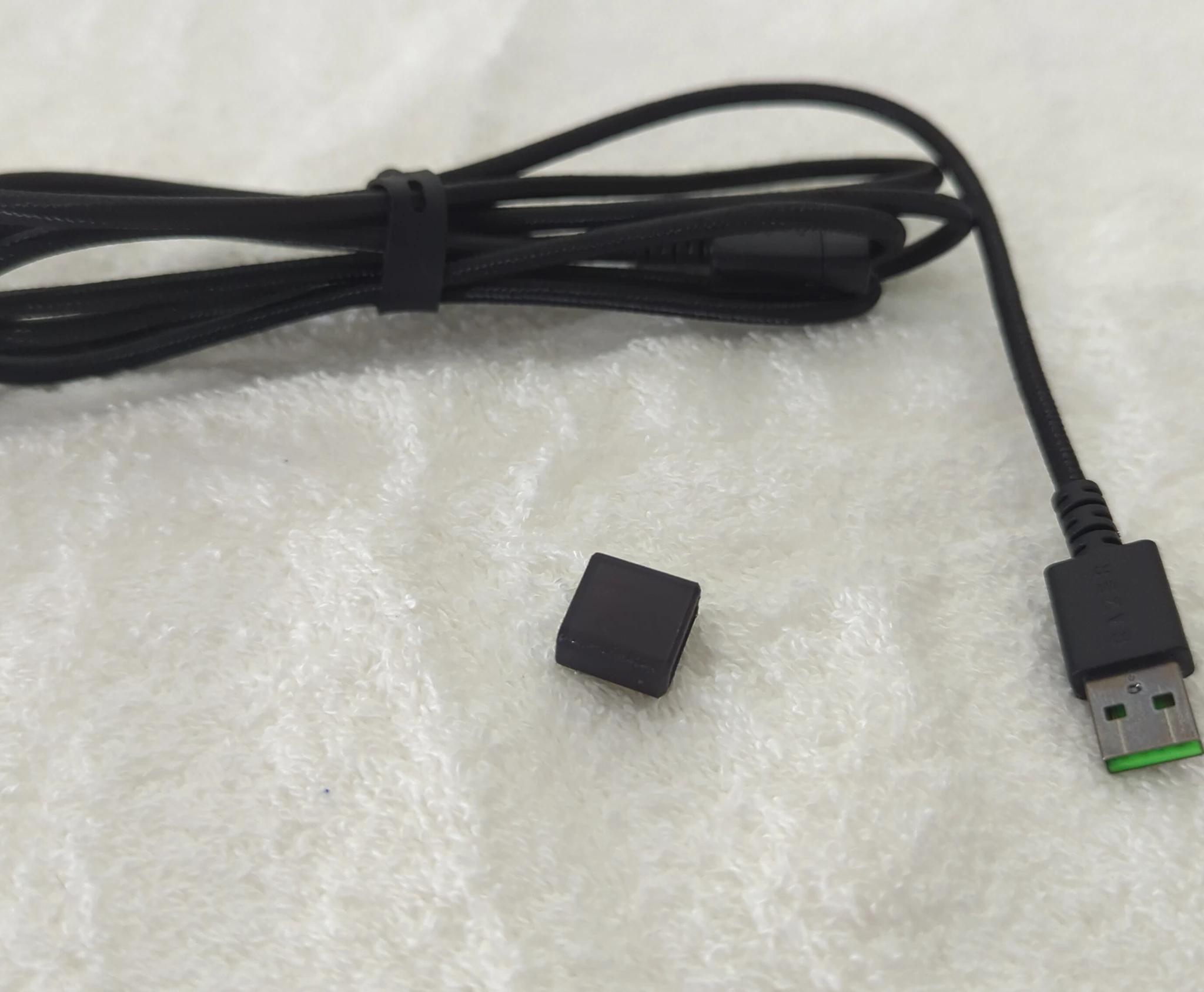 Razer Huntsman Tournament Edition RGB mechanical keyboard in excellent condition and barely used!