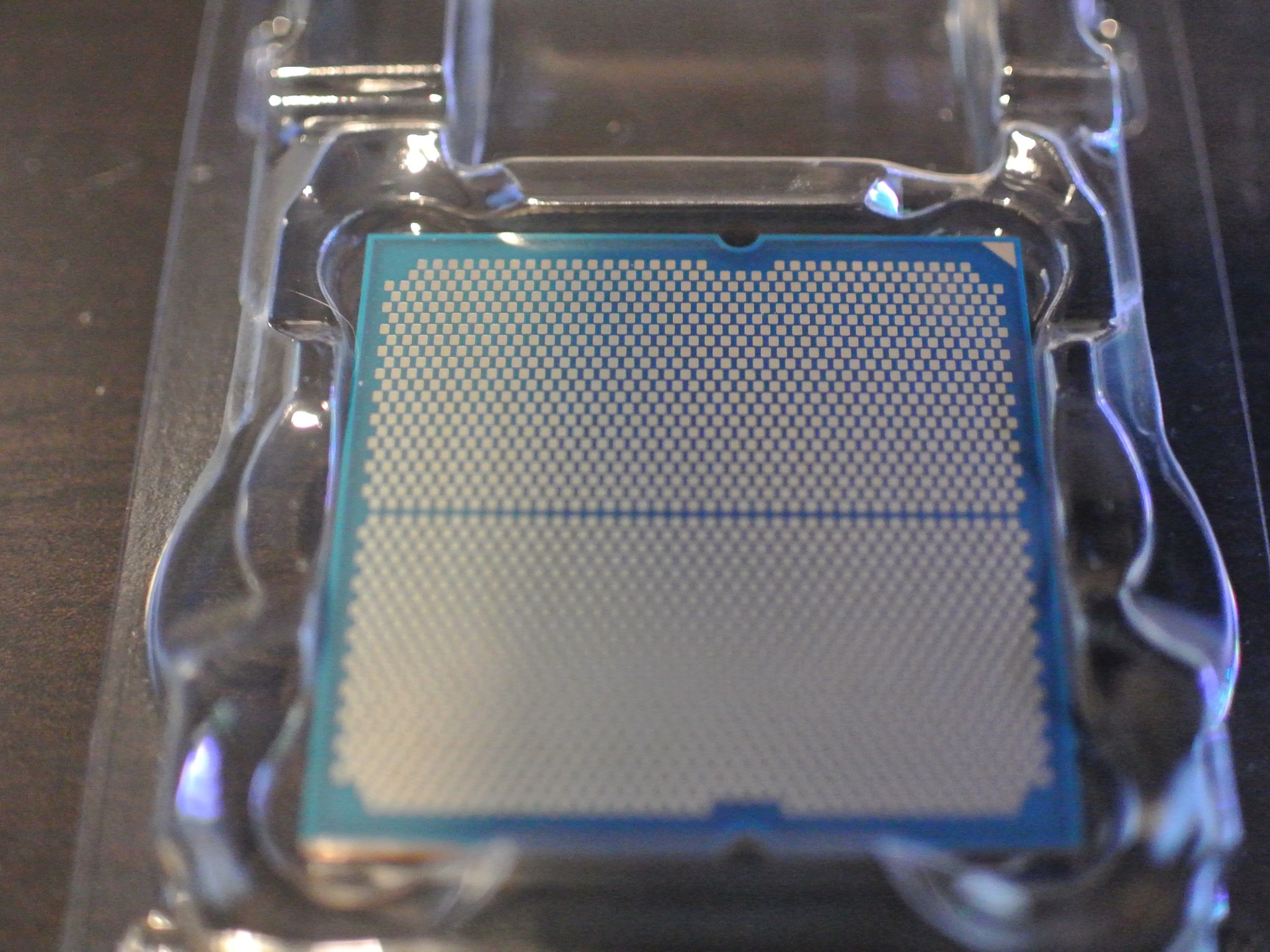 AMD Ryzen 5 8500G 6-Core AM5 CPU w/ Radeon 740M Integrated Graphics
