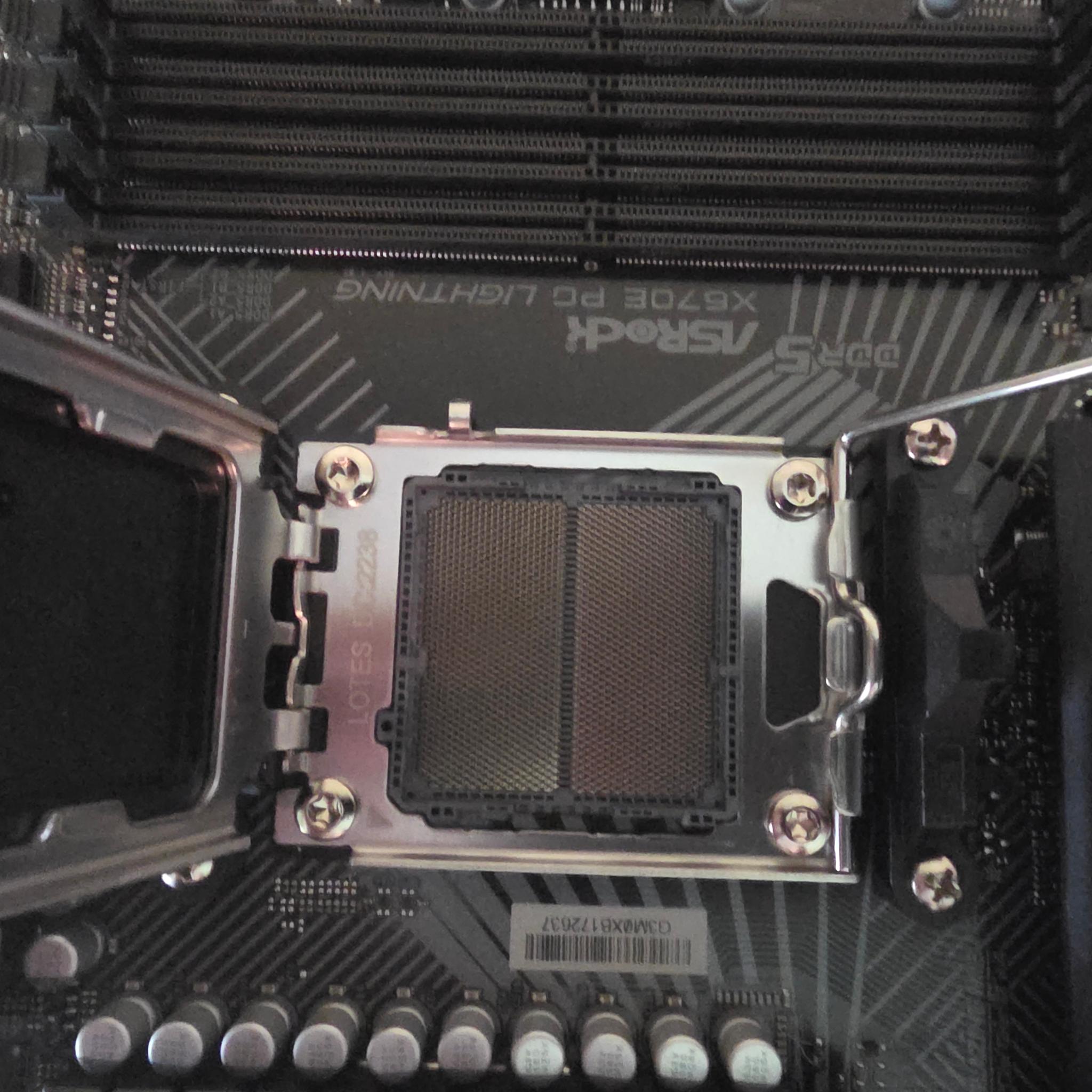 ASRock X670E PG Lightning