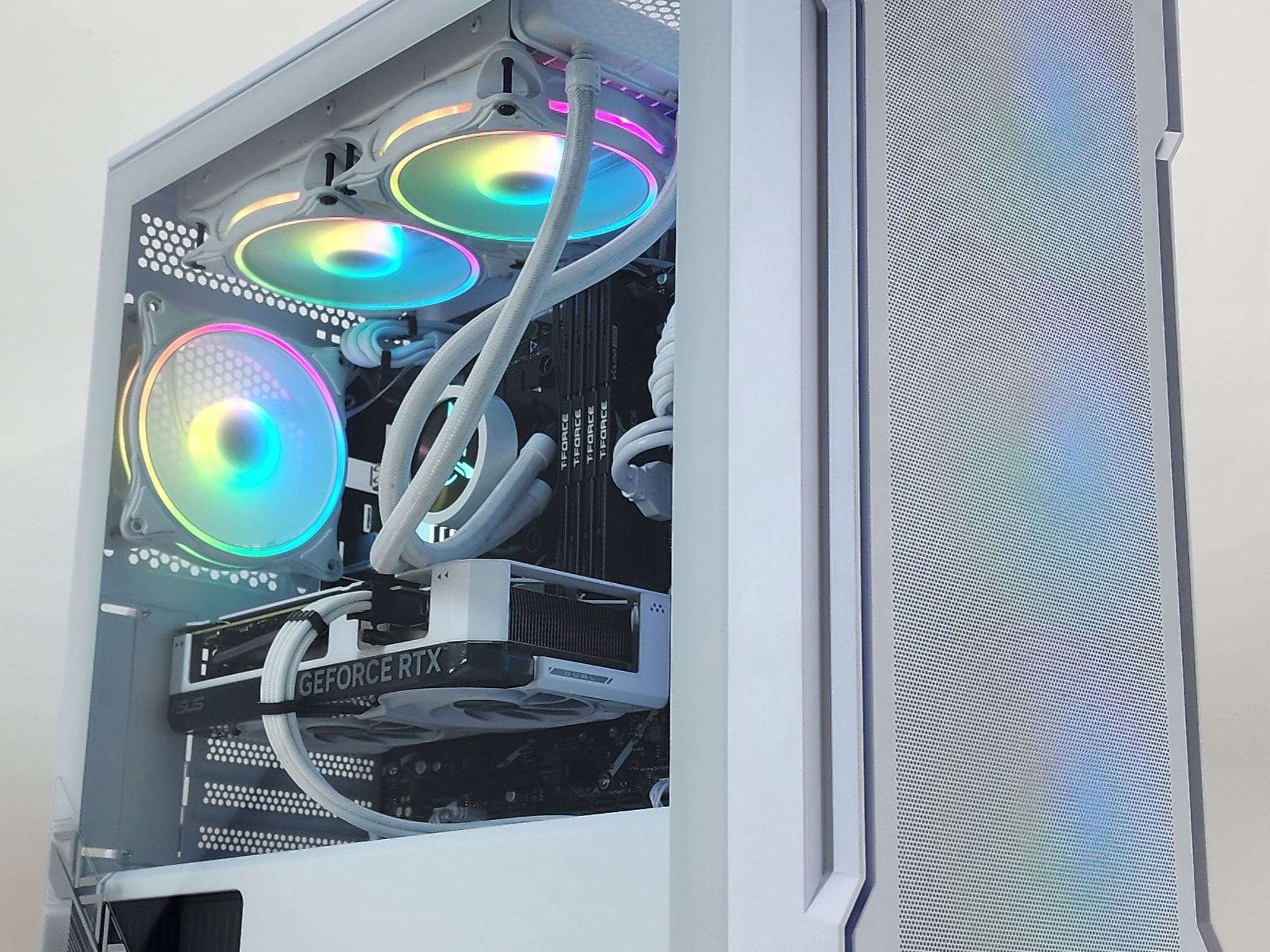 Gaming PC i7-12700 32GB RAM 1TB SSD RTX 4060 Ti 8GB Windows 11 Computer