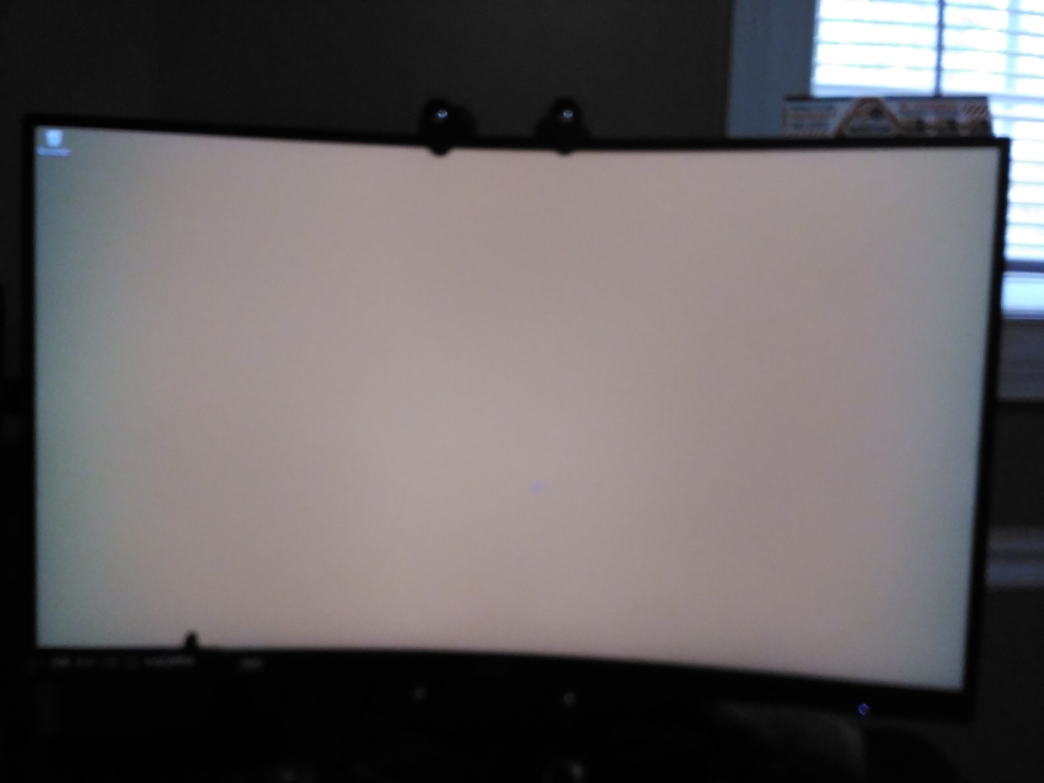 AOC C27G2Z 27" 240Hz Curved Ultra-Fast Gaming Monitor