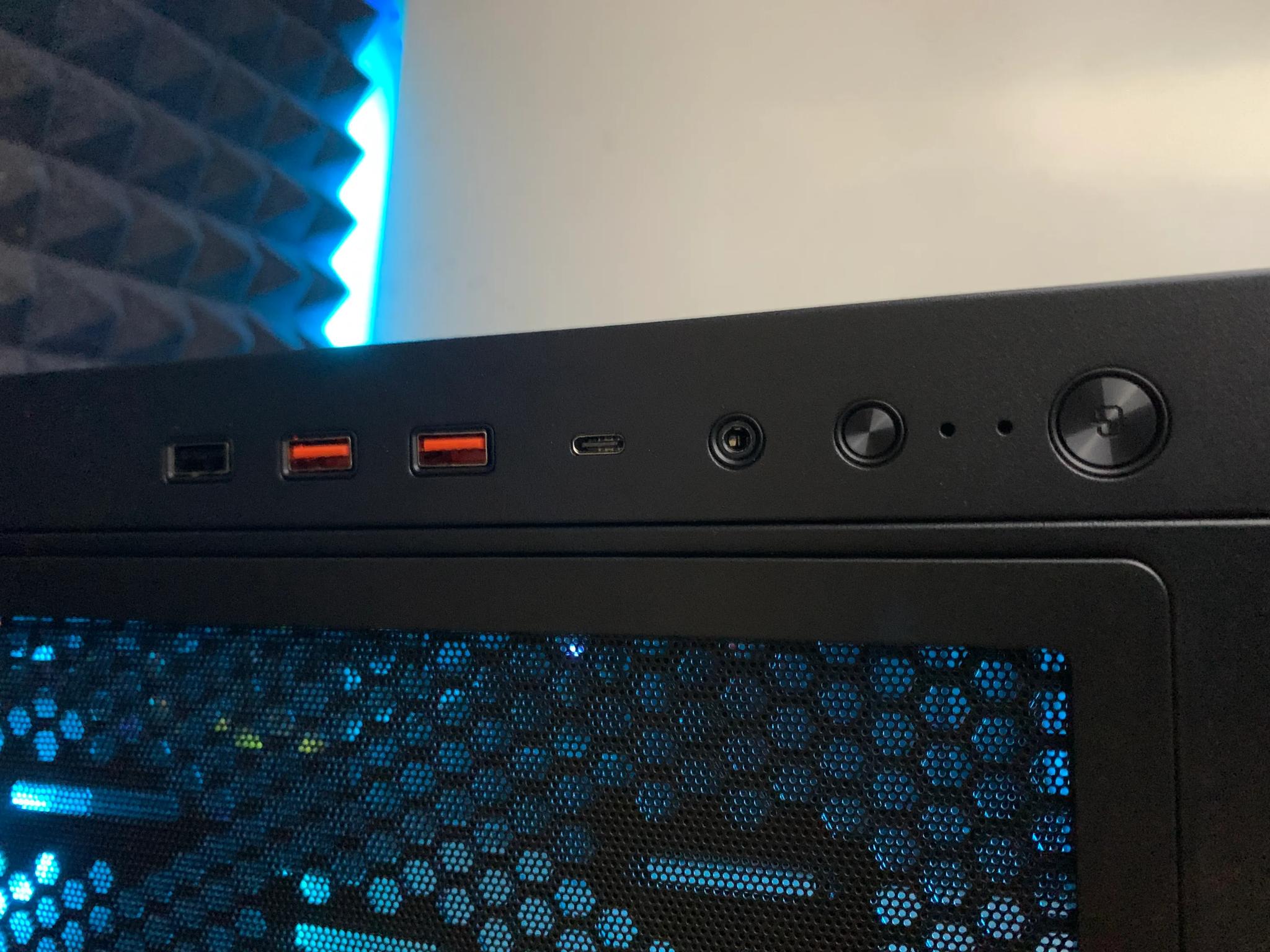 Resurge | Ryzen 5 5600G/RX 6650XT Gaming PC