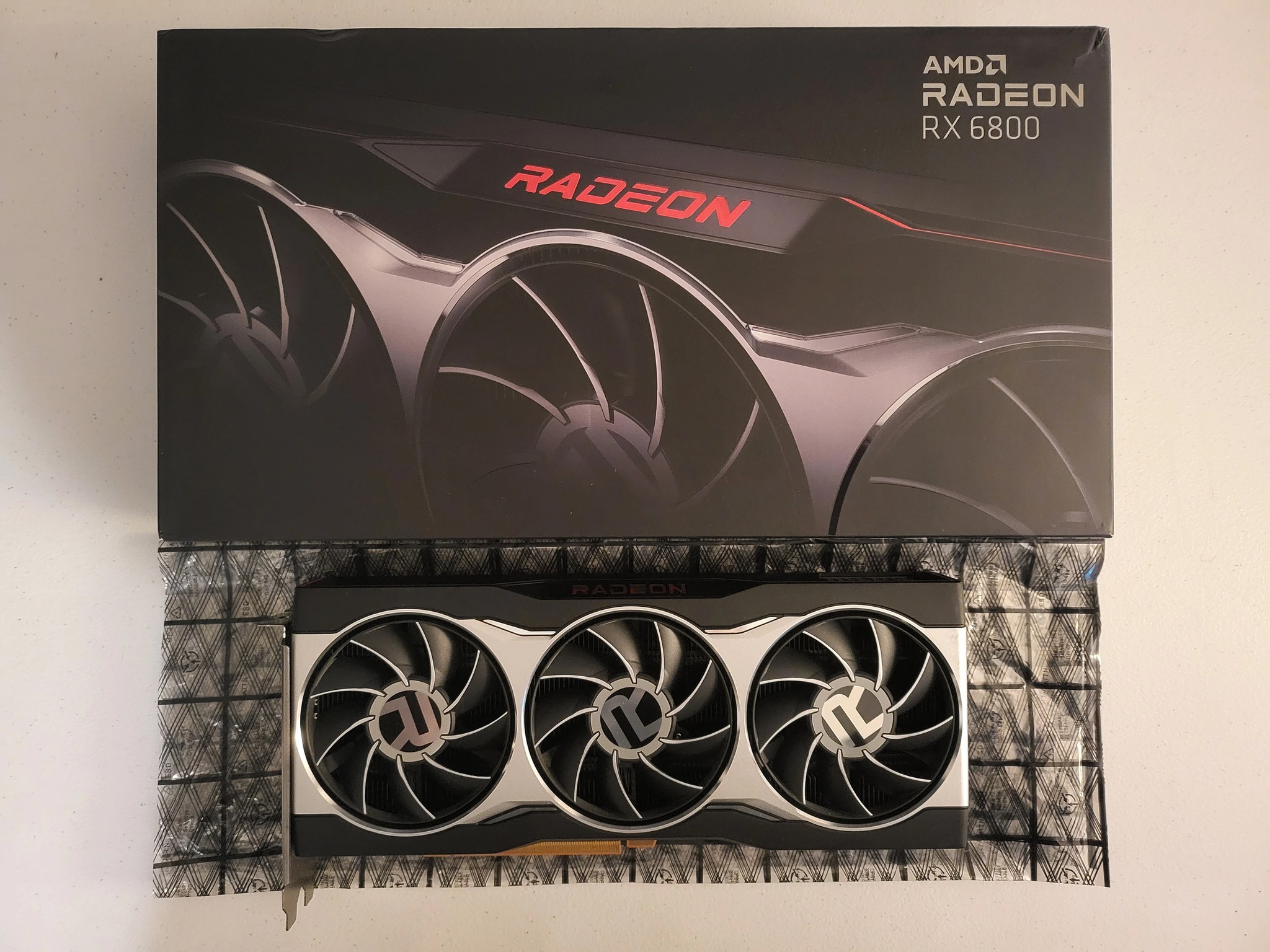 AMD RX 6800 Reference Model