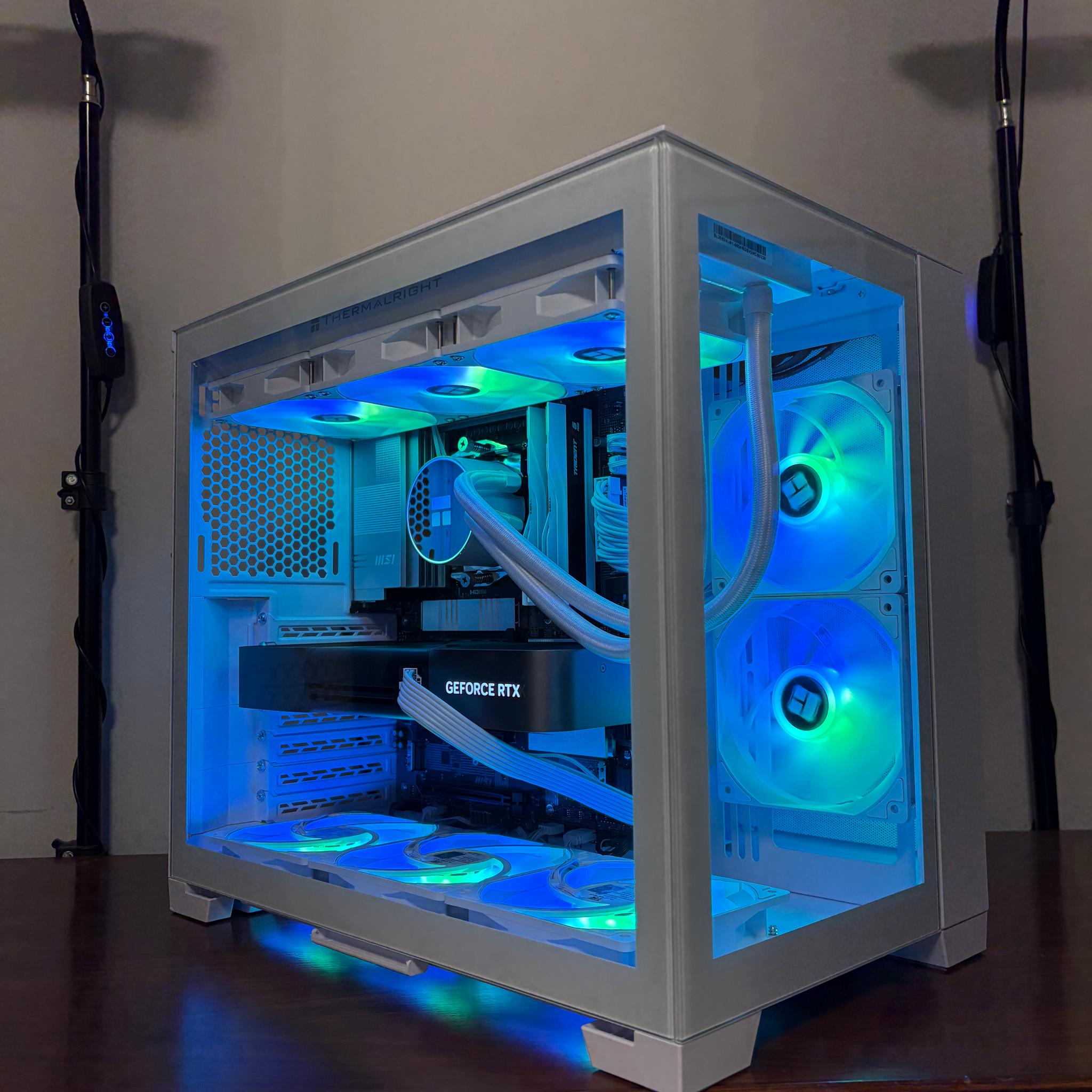 RTX 5080 | Ryzen 7 7800X3D | 64GB DDR5 | 2TB NVMe | 850W Gold | Lian Li O11 Dynamic Mini (White)