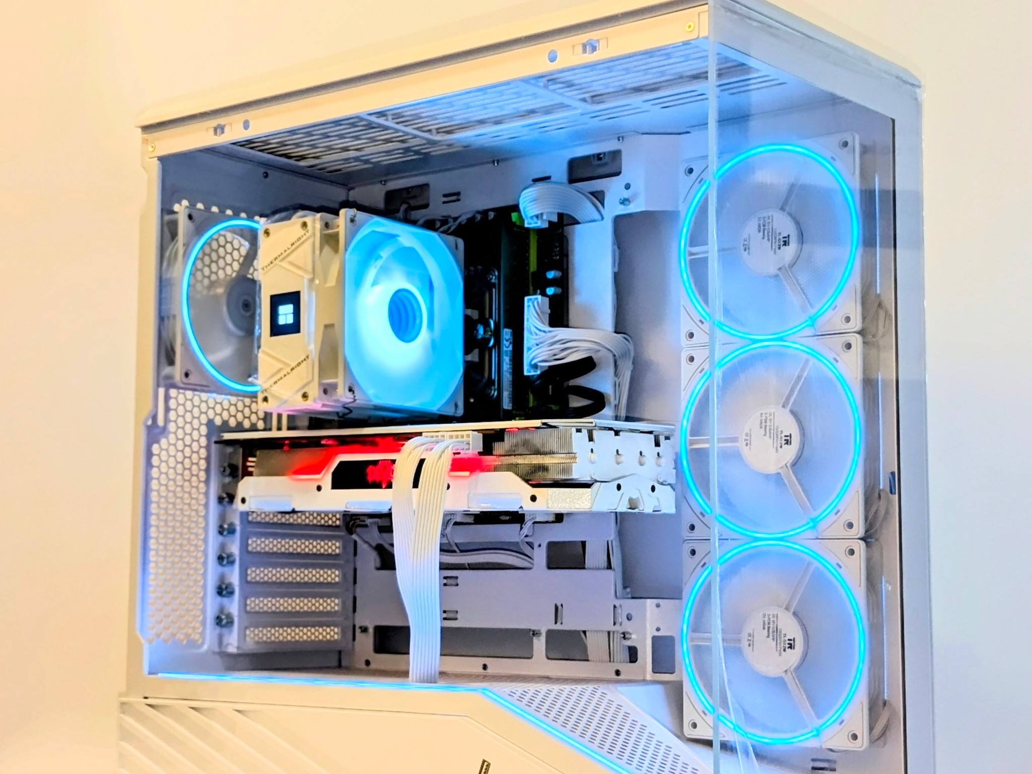 ReD DeviL 1080p-1440p Gaming PC🔴🔥|RX 5700XT|16GB RAM|Intel (12-c/24-t)| Windows 11 Pro