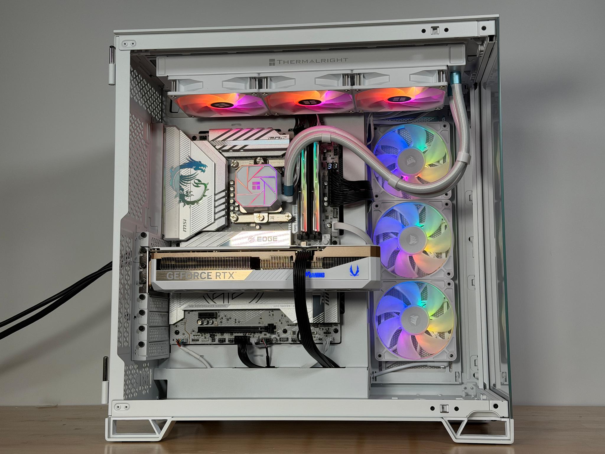 RTX 5070ti Intel Core Ultra 7 265kf All White Gaming PC