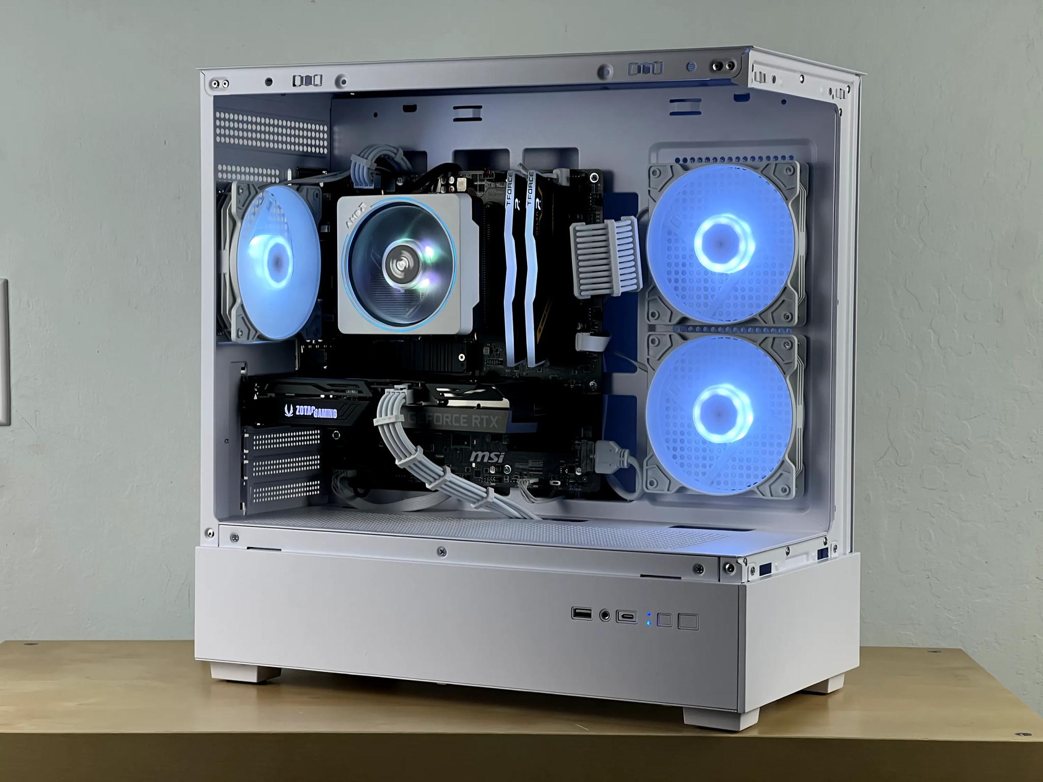 🧊 Fast and Clean White Gaming PC | RTX 3060 TI | AMD Ryzen 7 3700X | 1TB SSD | 16GB RAM | 🧊