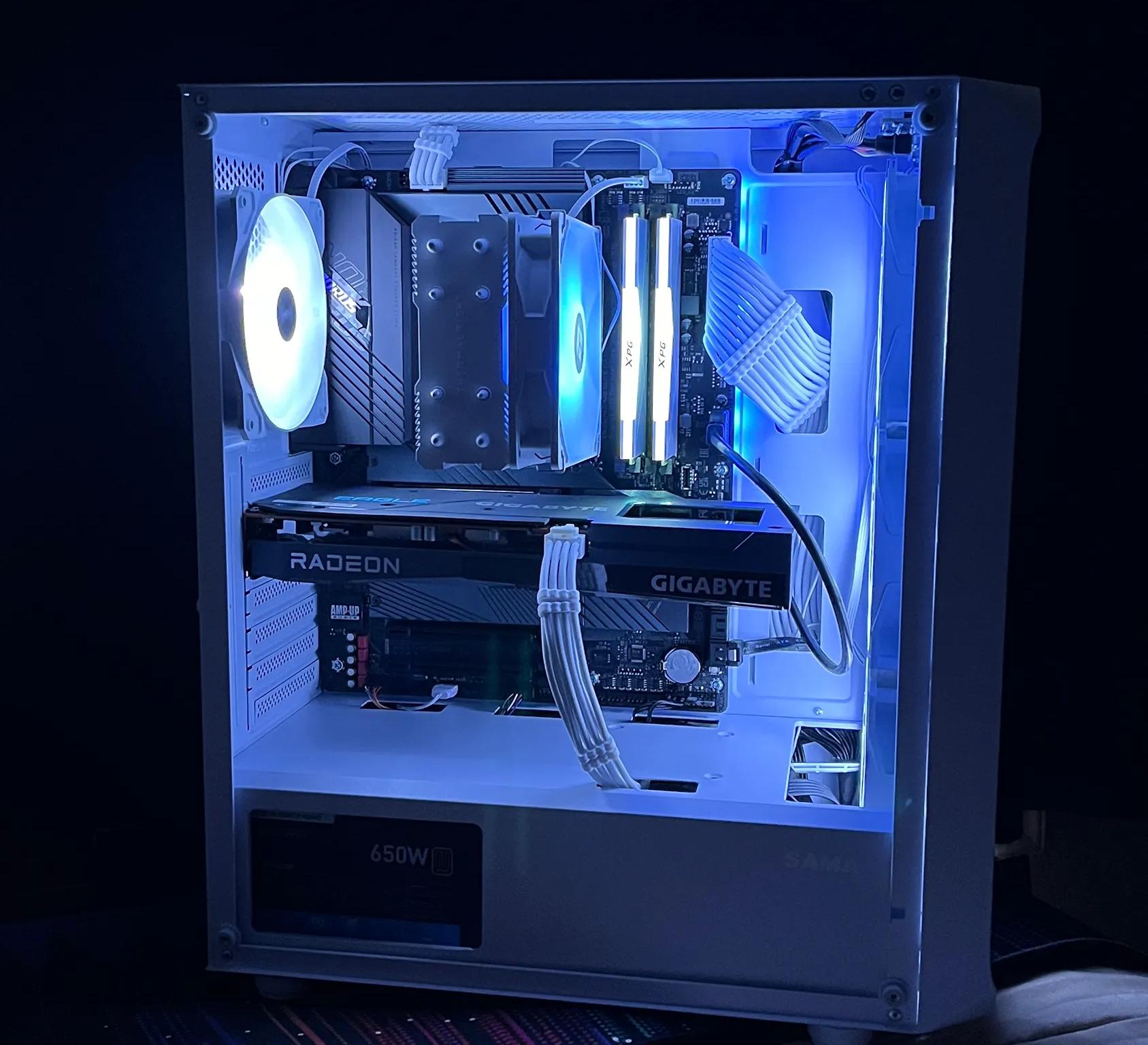 ⚪🔵DAYBREAK🔵⚪1080P Gaming and Streaming PC | AMD RX 6600, Intel Core i5, 16GB RAM, 512 NVME, 1TB SSD
