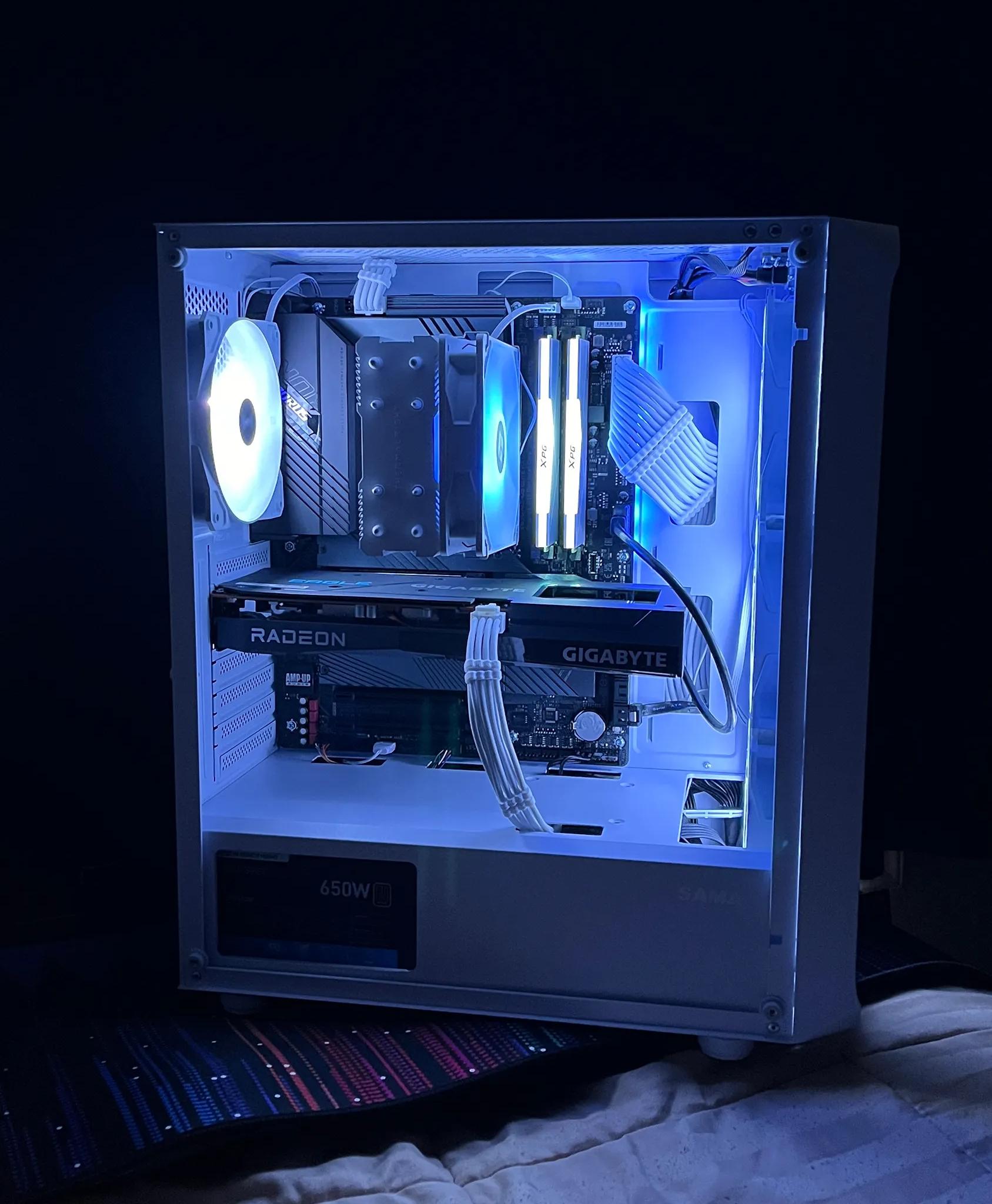 ⚪🔵DAYBREAK🔵⚪1080P Gaming and Streaming PC | AMD RX 6600, Intel Core i5, 16GB RAM, 512 NVME, 1TB SSD