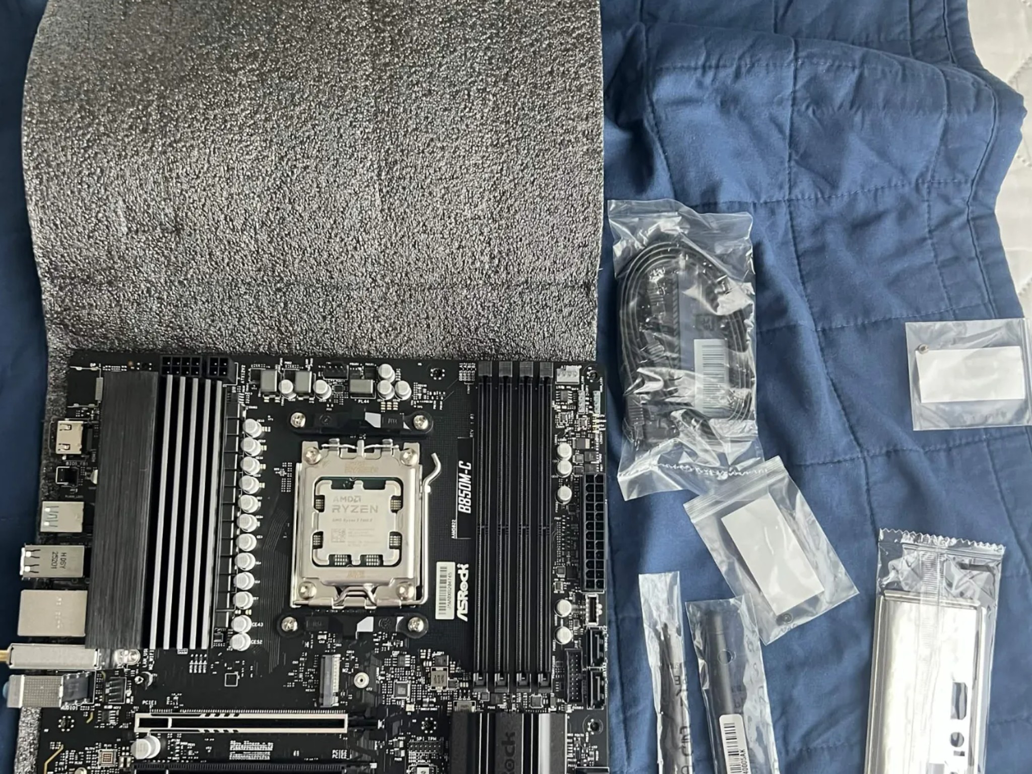 asrock b850 micro atx+ a ryzen 7600x