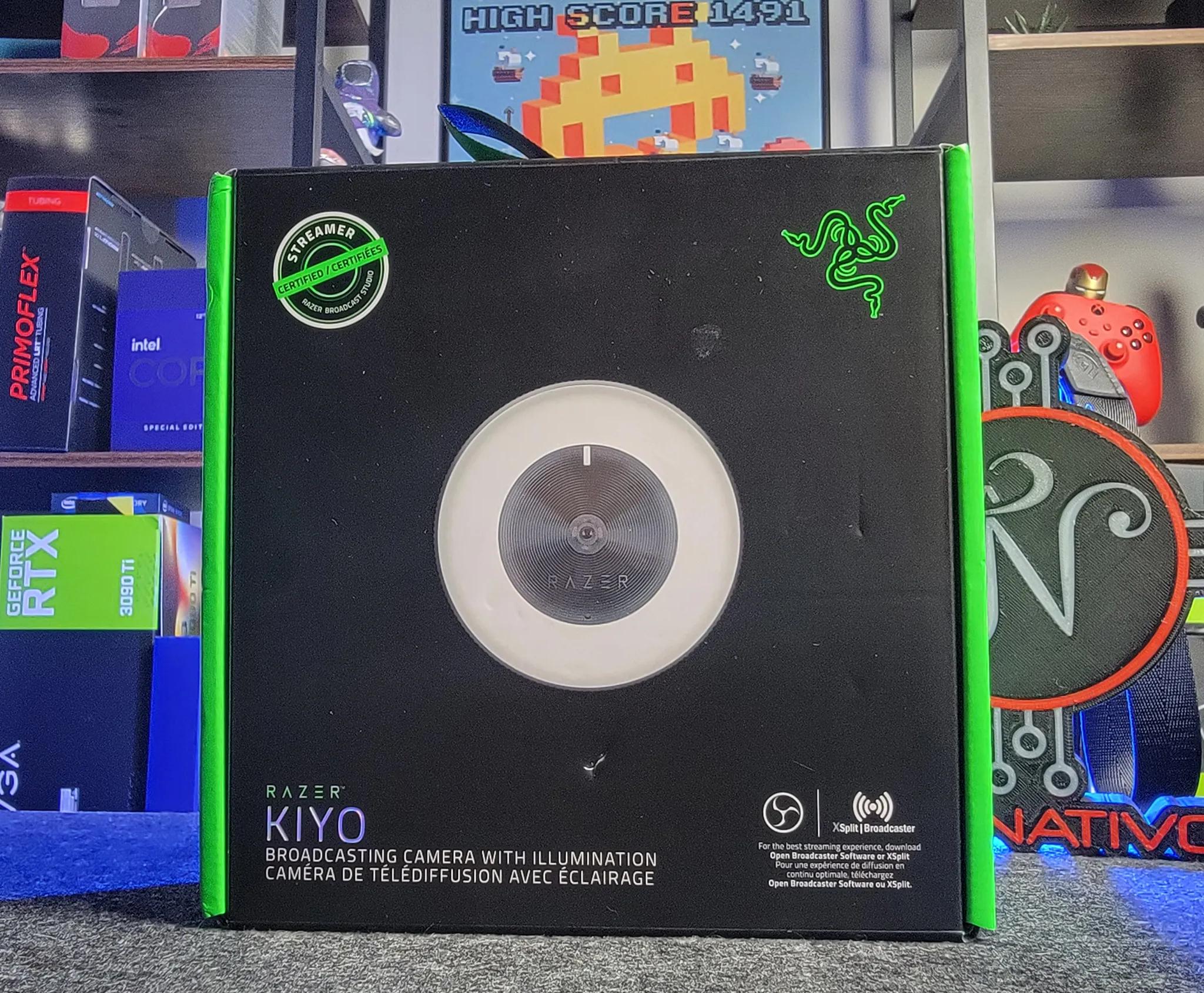 Razer - Kiyo 1920 x 1080 Webcam with Adjustable Ring Light - Black