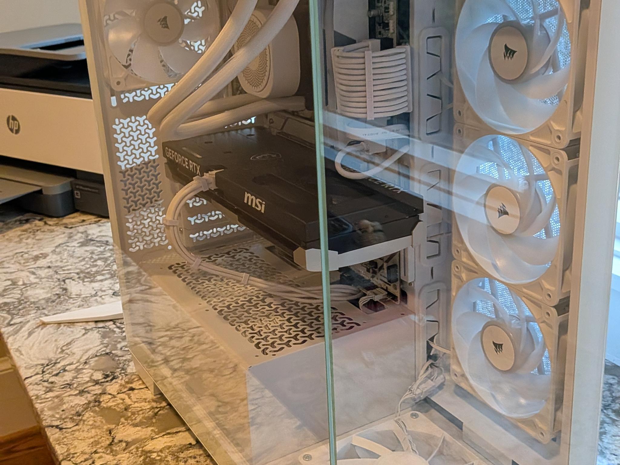 Pristine All-White Gaming PC | i7-14700K | RTX 5060 Ti | 32GB DDR5