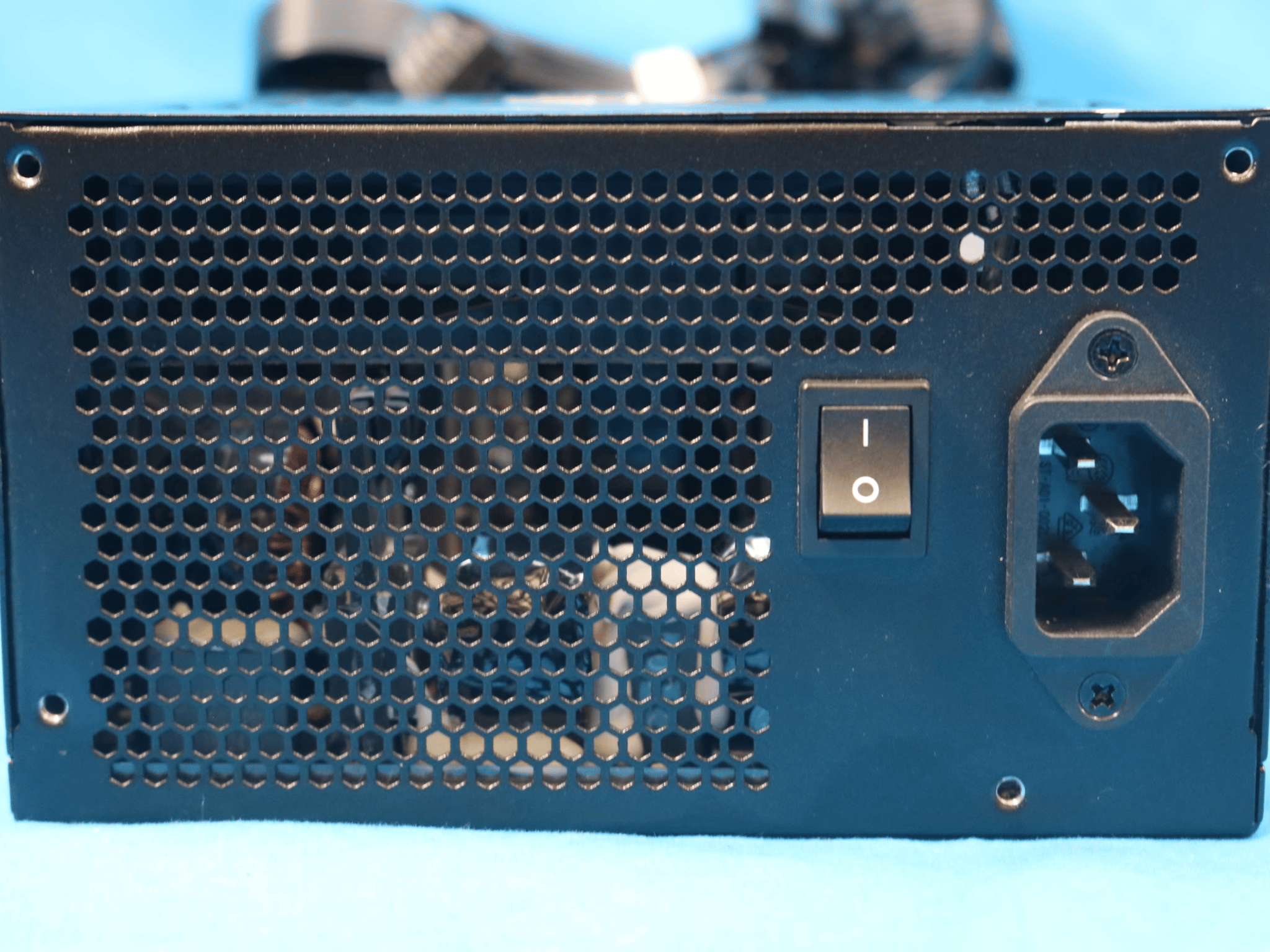 Corsair CX750M 750W 80+ Bronze 24-Pin Semi-Modular ATX Desktop Power Supply CP-9020061 75-002019
