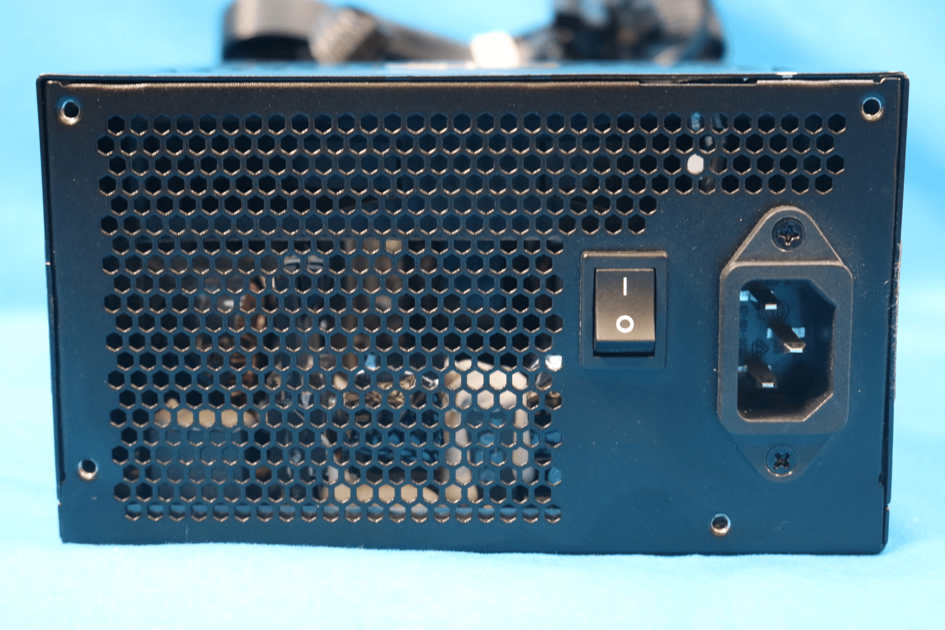 Corsair CX750M 750W 80+ Bronze 24-Pin Semi-Modular ATX Desktop Power Supply CP-9020061 75-002019