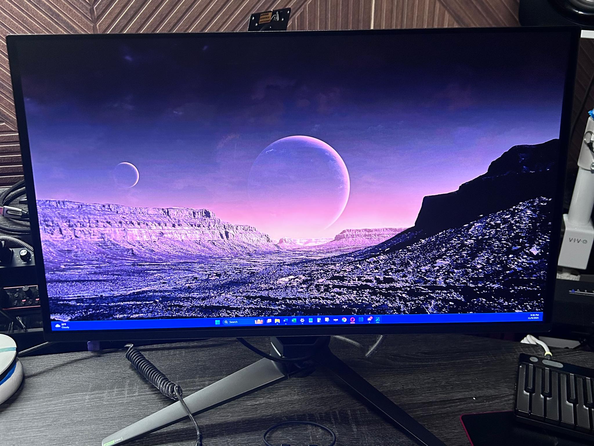 ASUS ROG QD-OLED 27" 4K (3840x2160) 240Hz Gaming Monitor PG27UCDM