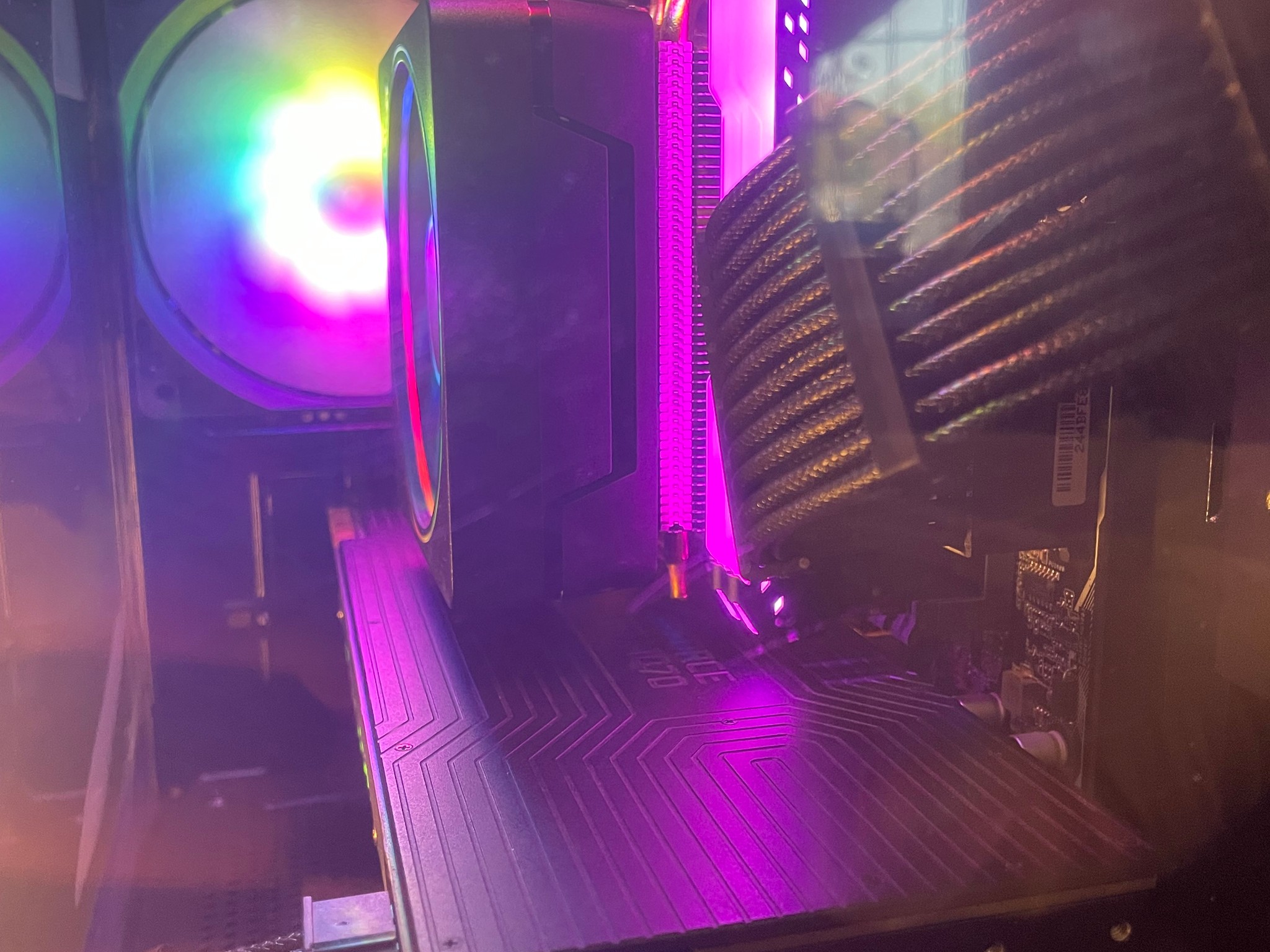 - [ ] Gaming PC | GEFORCE 1080| RYZEN 5 | 16GB RAM | WINDOWS 11 home | WiFi and Bluetooth