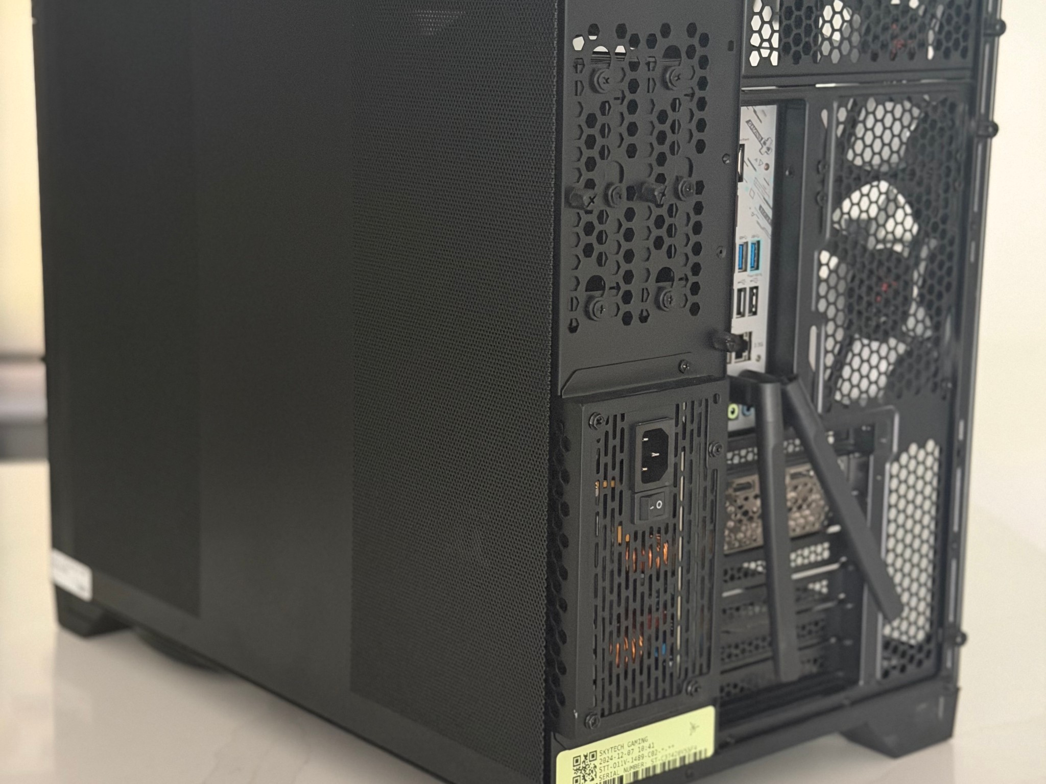 Gaming PC | Nvidia RTX 4080 Super | RYZEN 9 9900x | 64GB DDR5 | 2TB SSD | WIFI & BT | WINDOWS 11