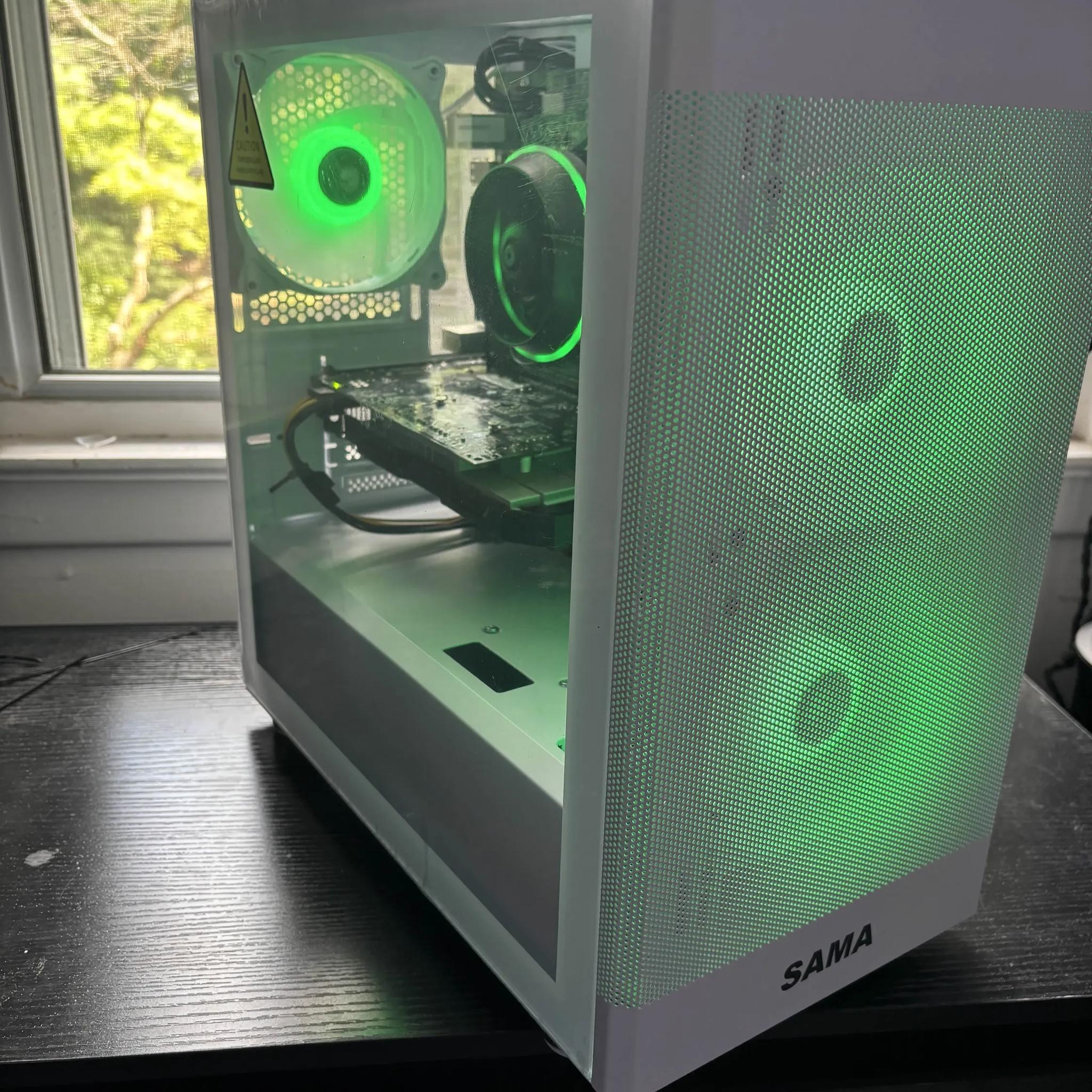 GAMING PC i5 8GB NVIDIA GTX 750 ti RGB Lighting RGB Fans Computer