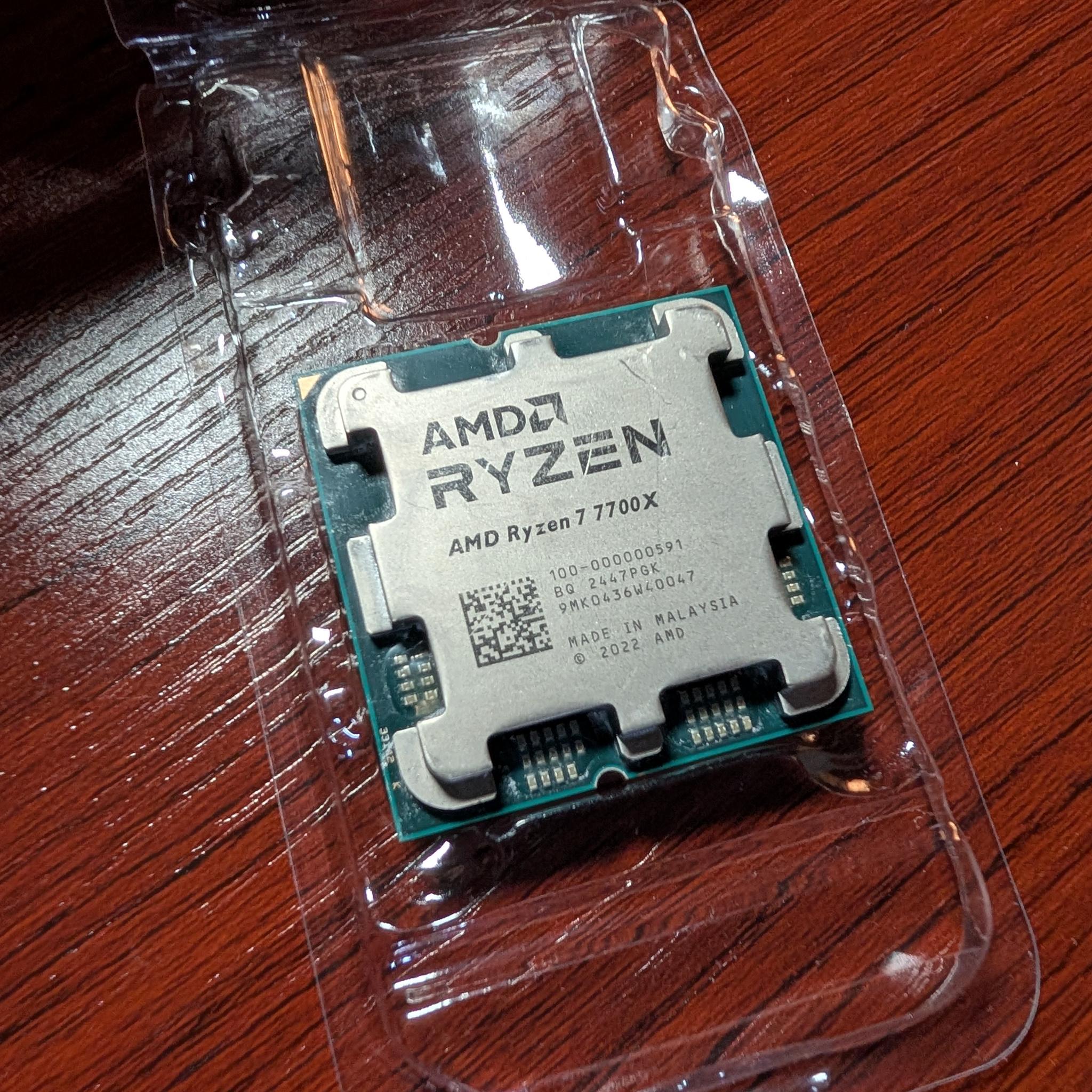 AMD Ryzen 7 7700X