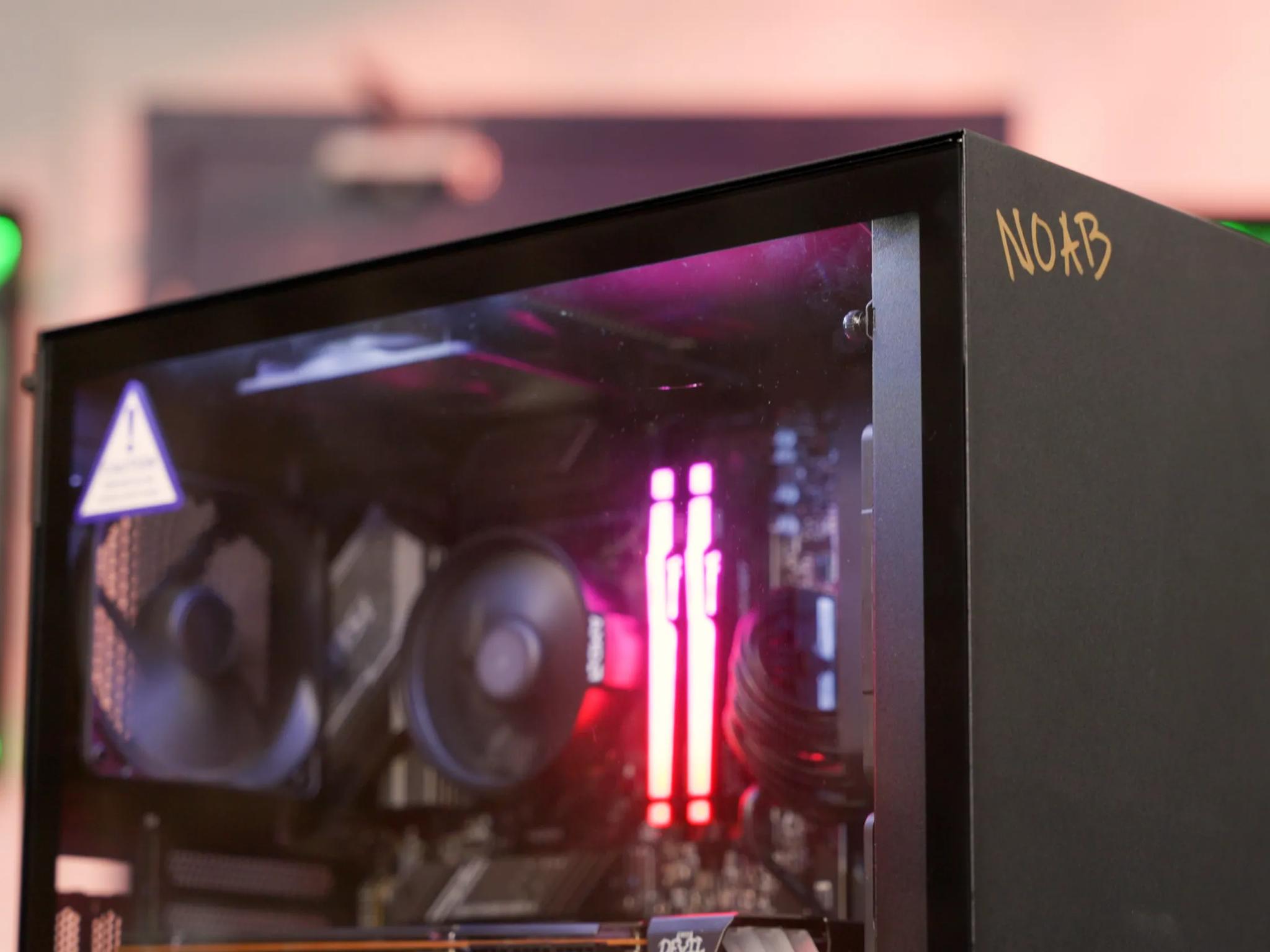 Nerd on a Budget | LTT PC Challenge Build – Ryzen 5 7600 + RX 6950 XT