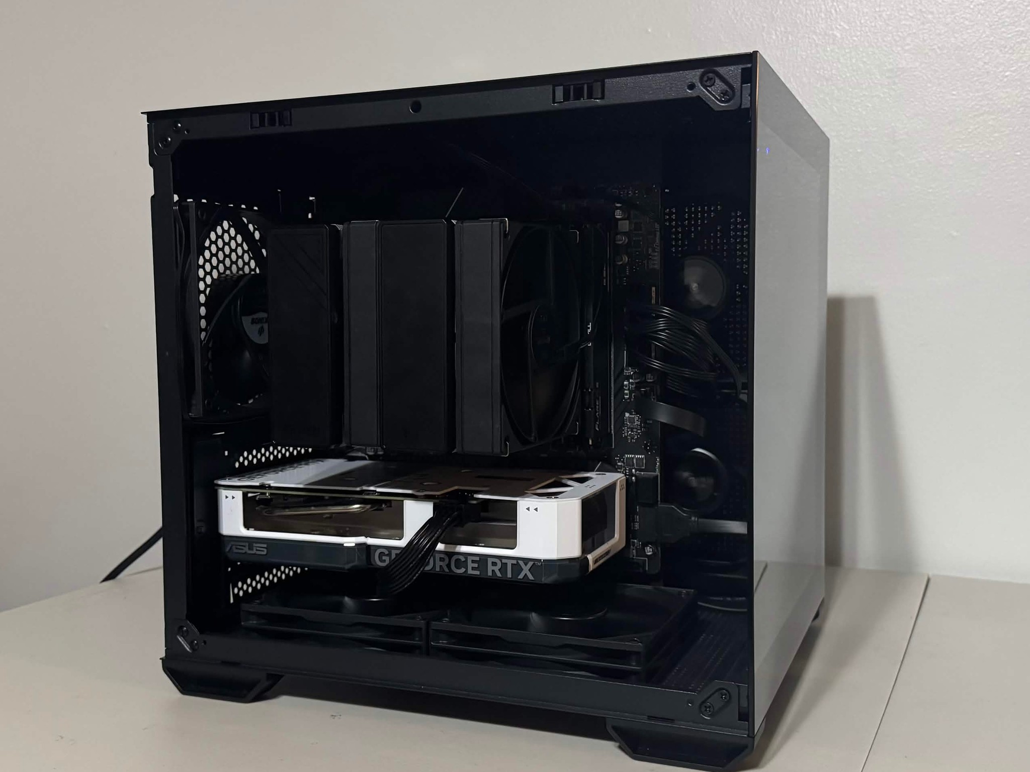 MAXIMUM PERFORMANCE RTX 4060 | RYZEN 7600X | 32GB 6000MHz RAM | 2TB STORAGE |