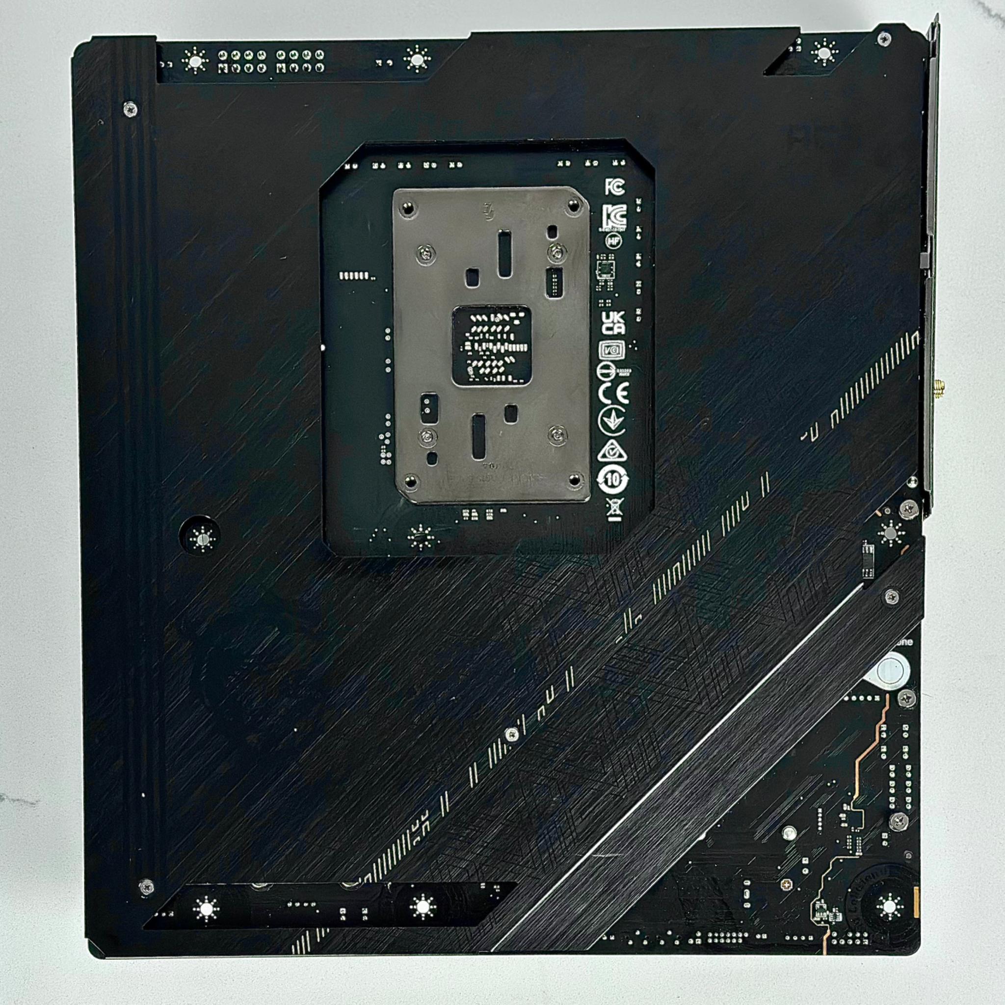 MSI MEG X670E ACE Gaming Motherboard, AM5, DDR5, PCIe 5.0, M.2, Wi-Fi 6E, Bluetooth 5.3, EATX
