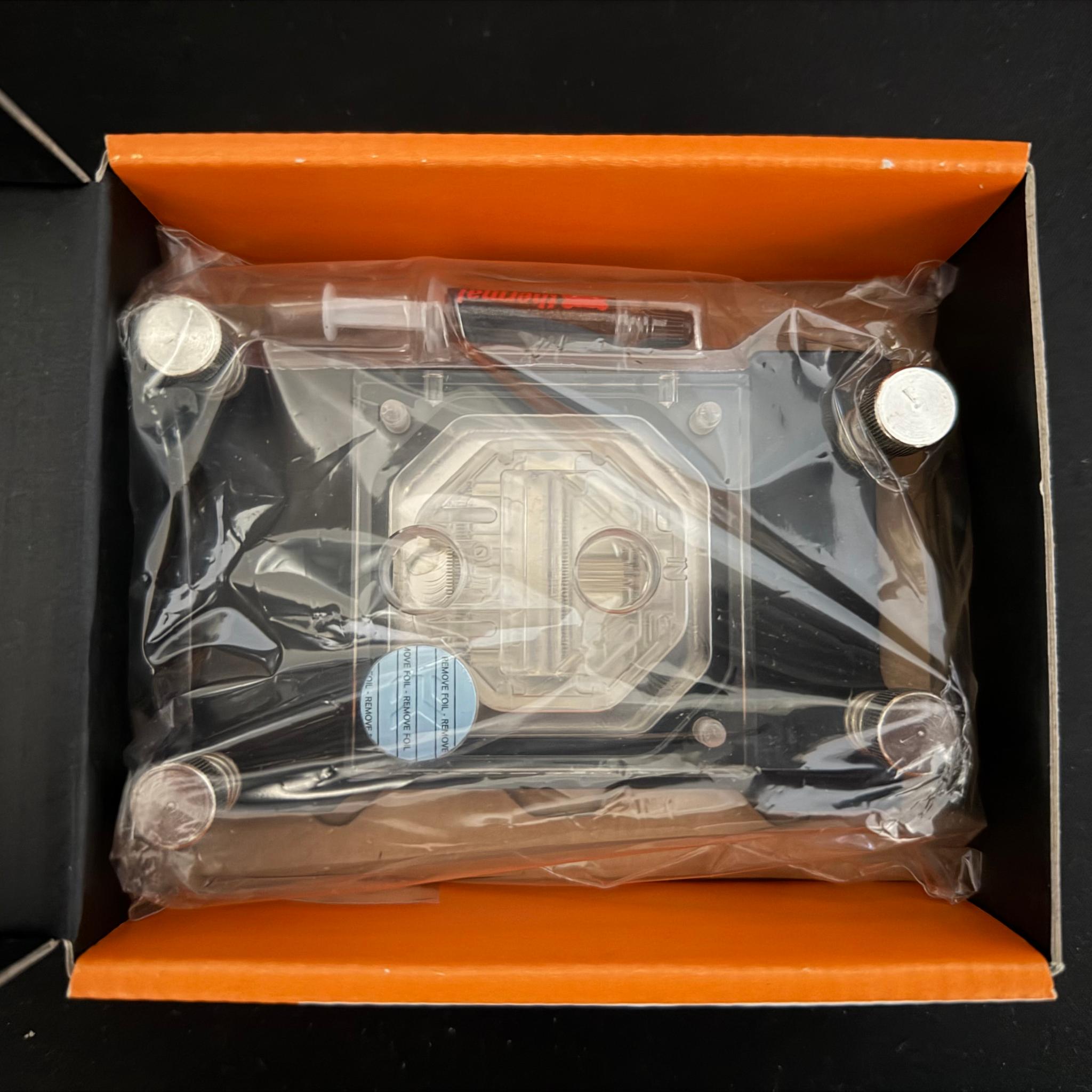 AMD Ryzen Threadripper 1920X 12core 3.5GHz 38MB