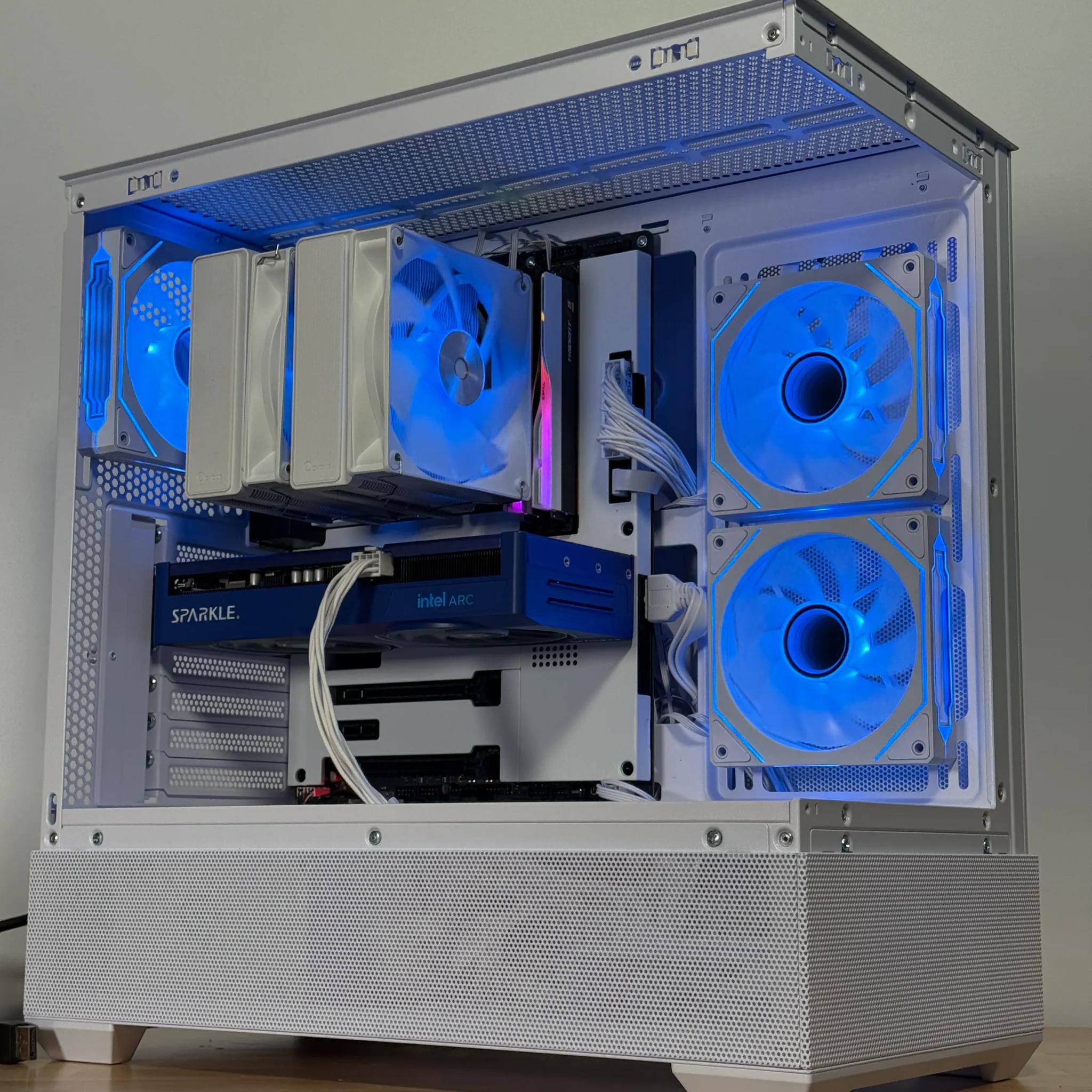 Intel ARC b570 Intel Core i5 14400f Gaming PC