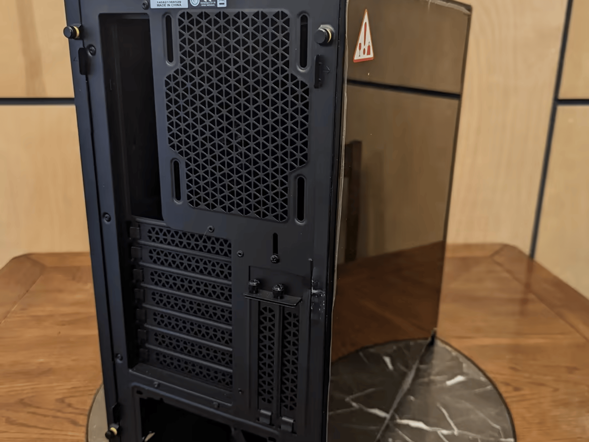 Open Box Corsair 4000X RGB Smart Case - light damage