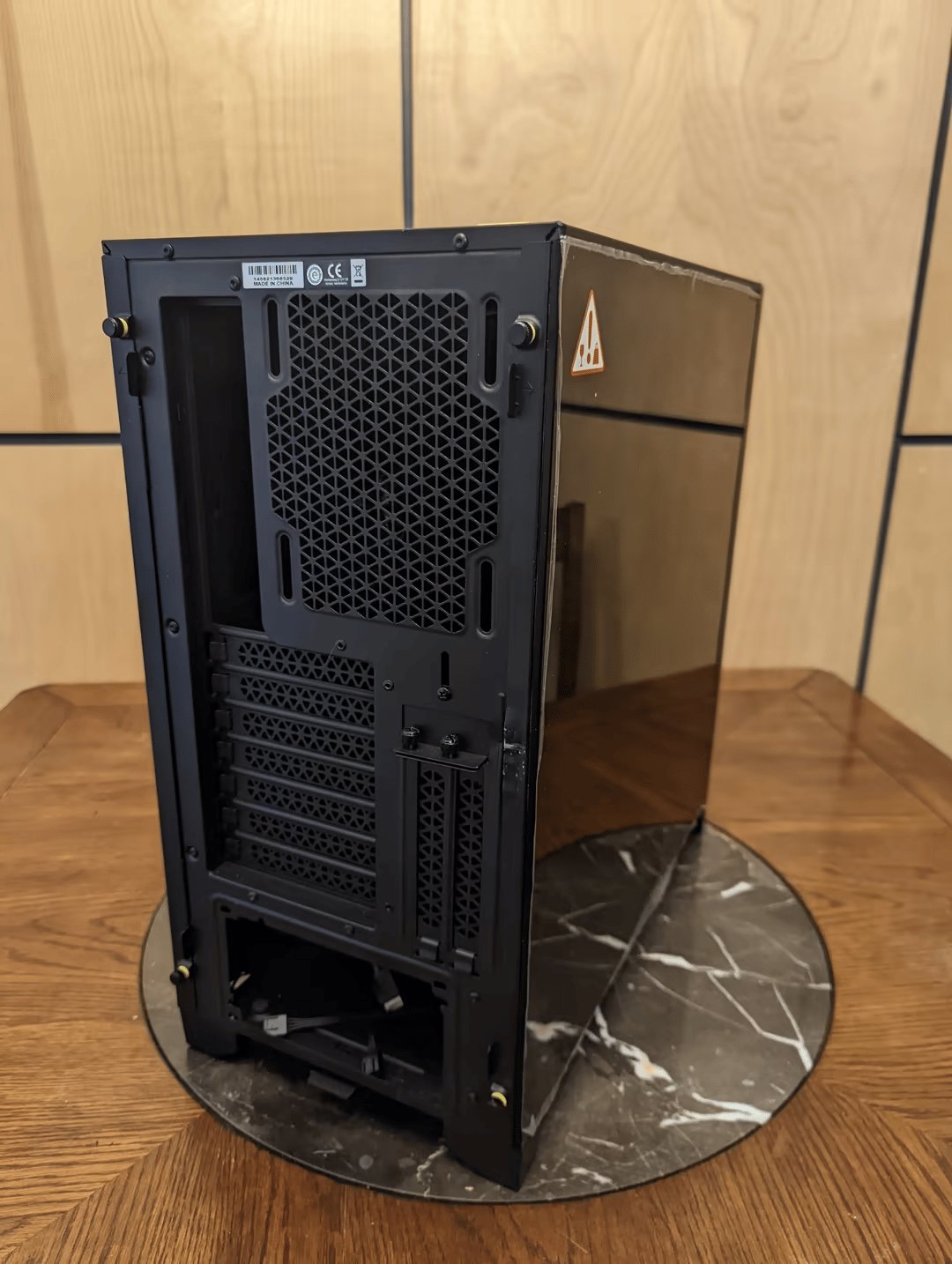 Open Box Corsair 4000X RGB Smart Case - light damage