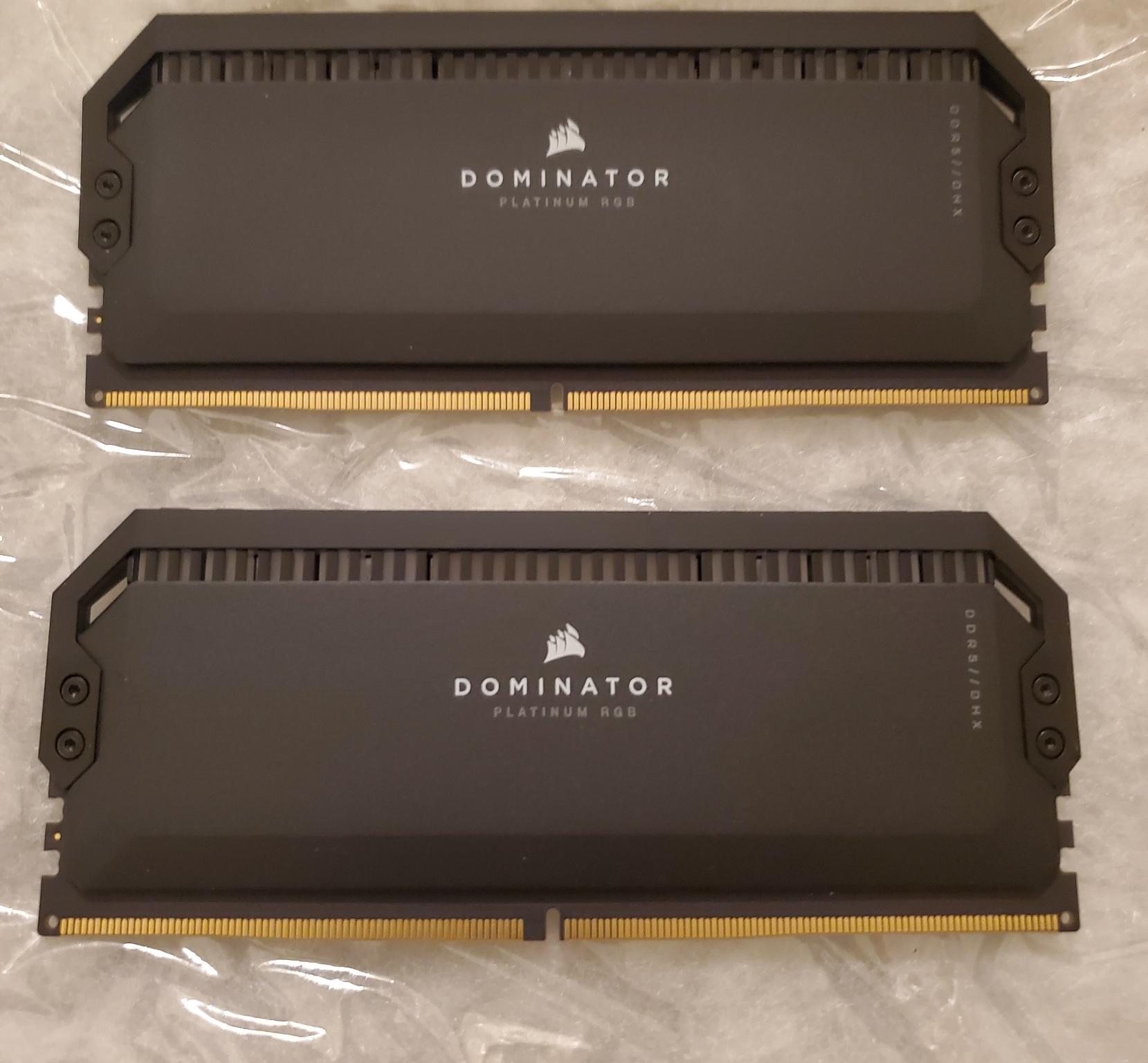 DOMINATOR® PLATINUM RGB 32GB (2x16GB) DDR5 DRAM 7200MT/s CL34