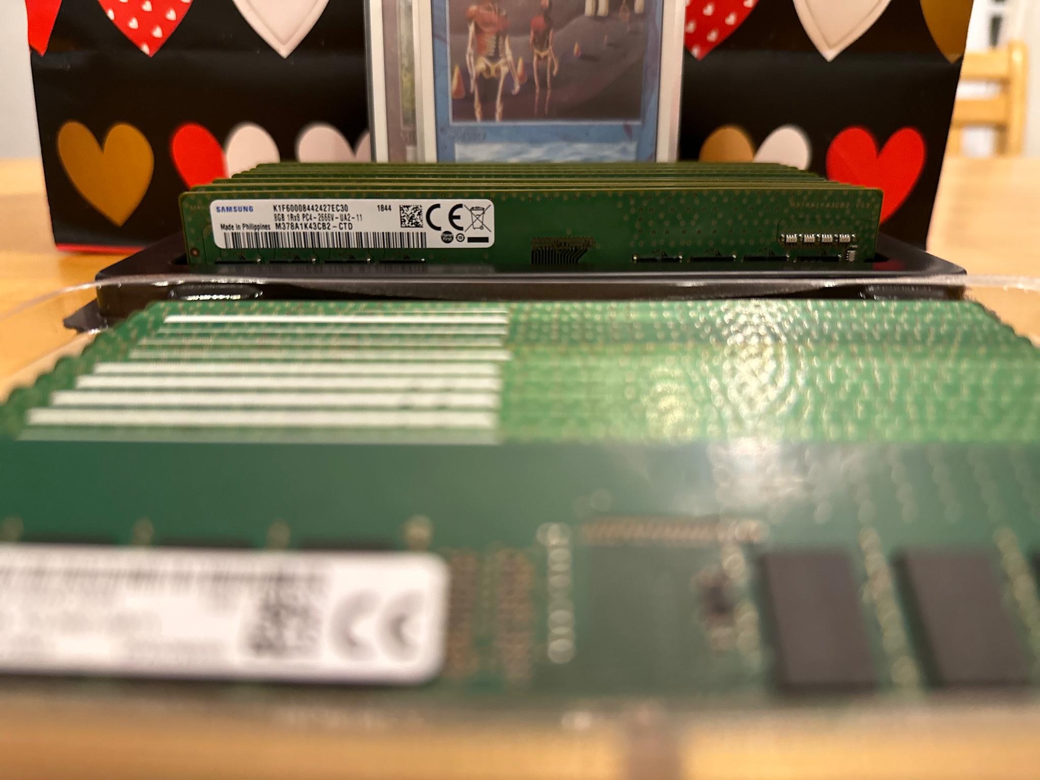 16gb 2x8gb DDR4 from my sushi tray, Basic Green Kit Prime95 and memtest passed