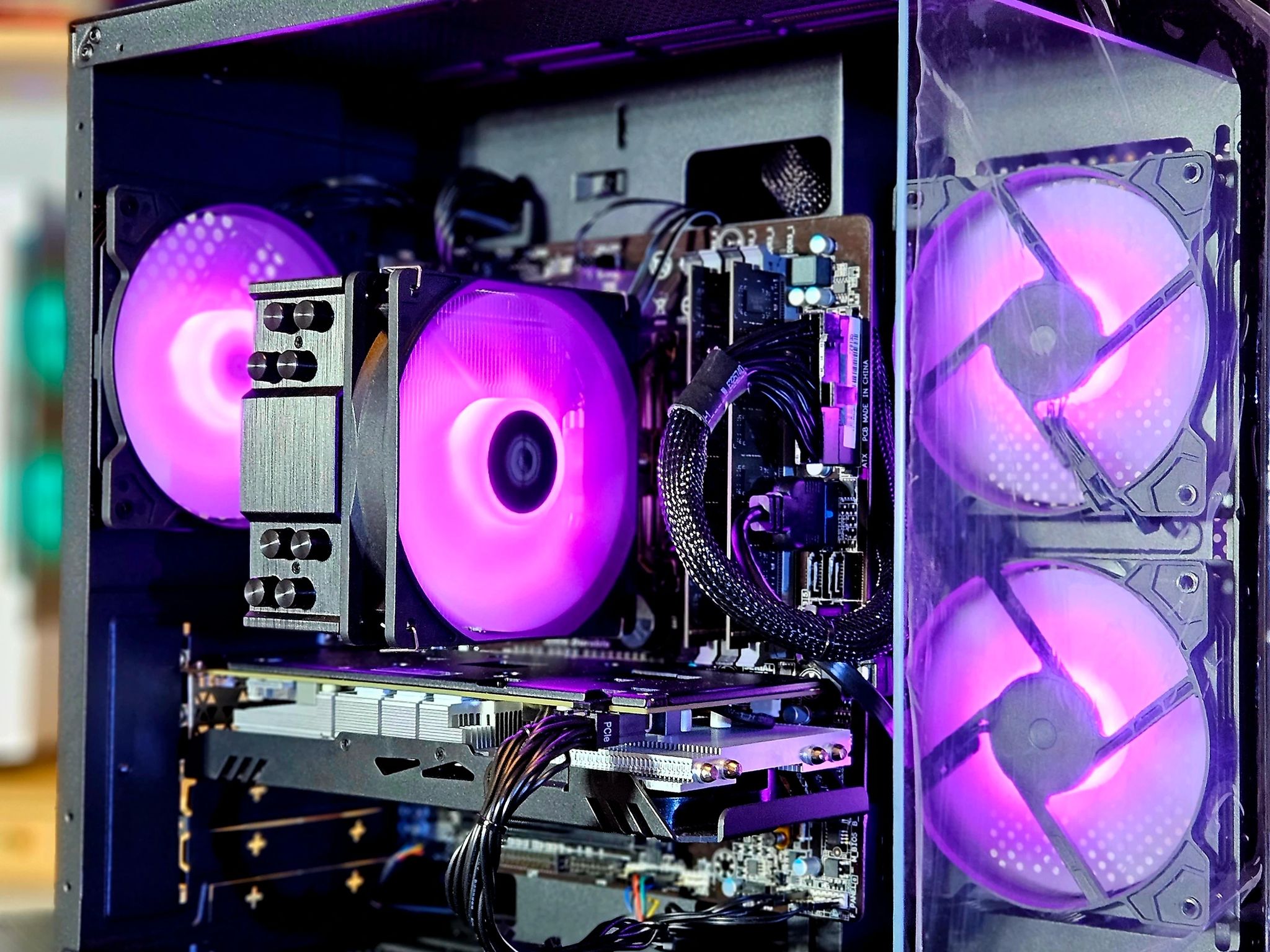 i5 4690 | RX580 | 750GB SSD | 16GB RAM | Budget Friendly Entry Level Gaming PC