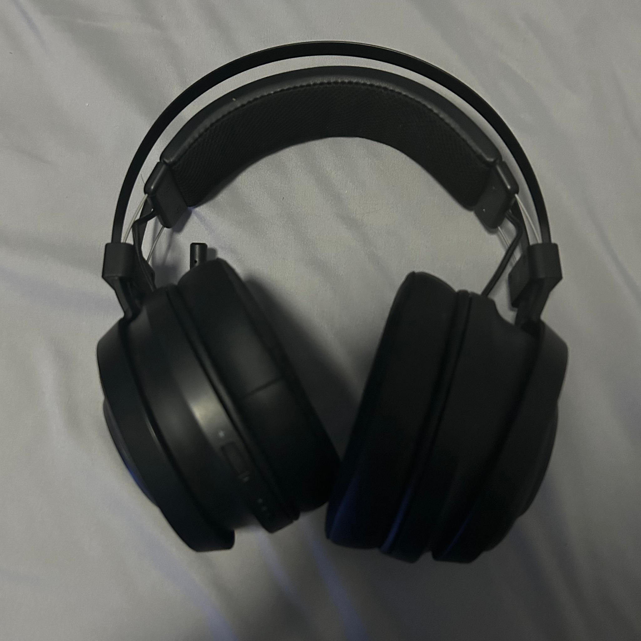Razer Nari Essentials