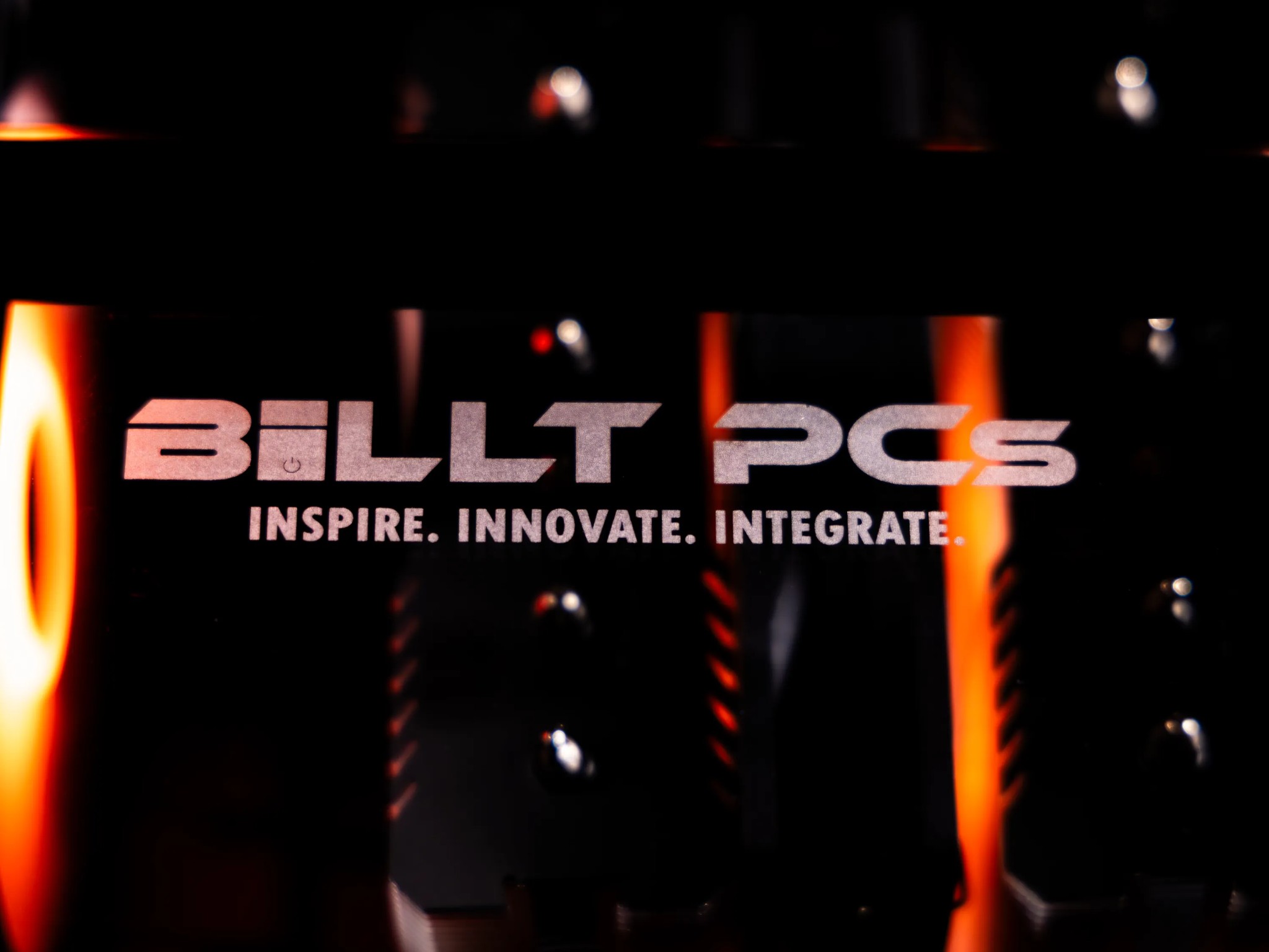 ✨ Bravo ✨  RTX 5070 / AMD R7 9700X  /  1TB NVME / 32GB DDR5 RAM / 360 AIO / Windows 11 Pro