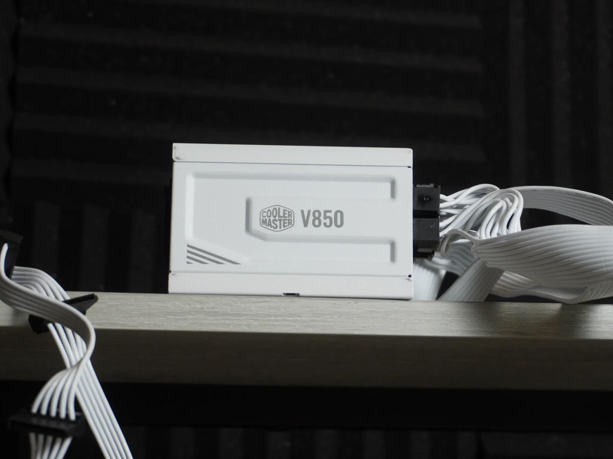 Cooler Master 850w SFX White