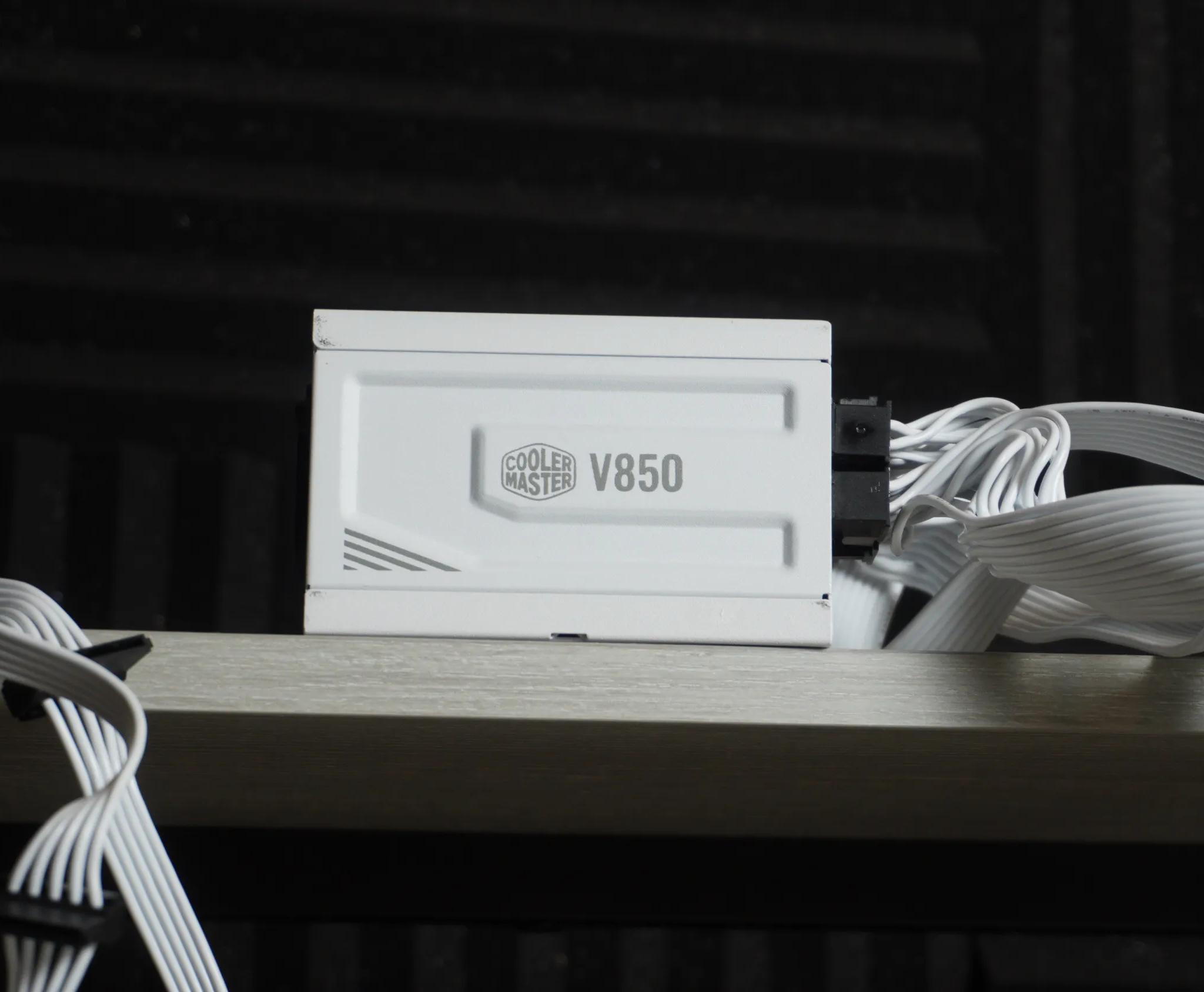 Cooler Master 850w SFX White