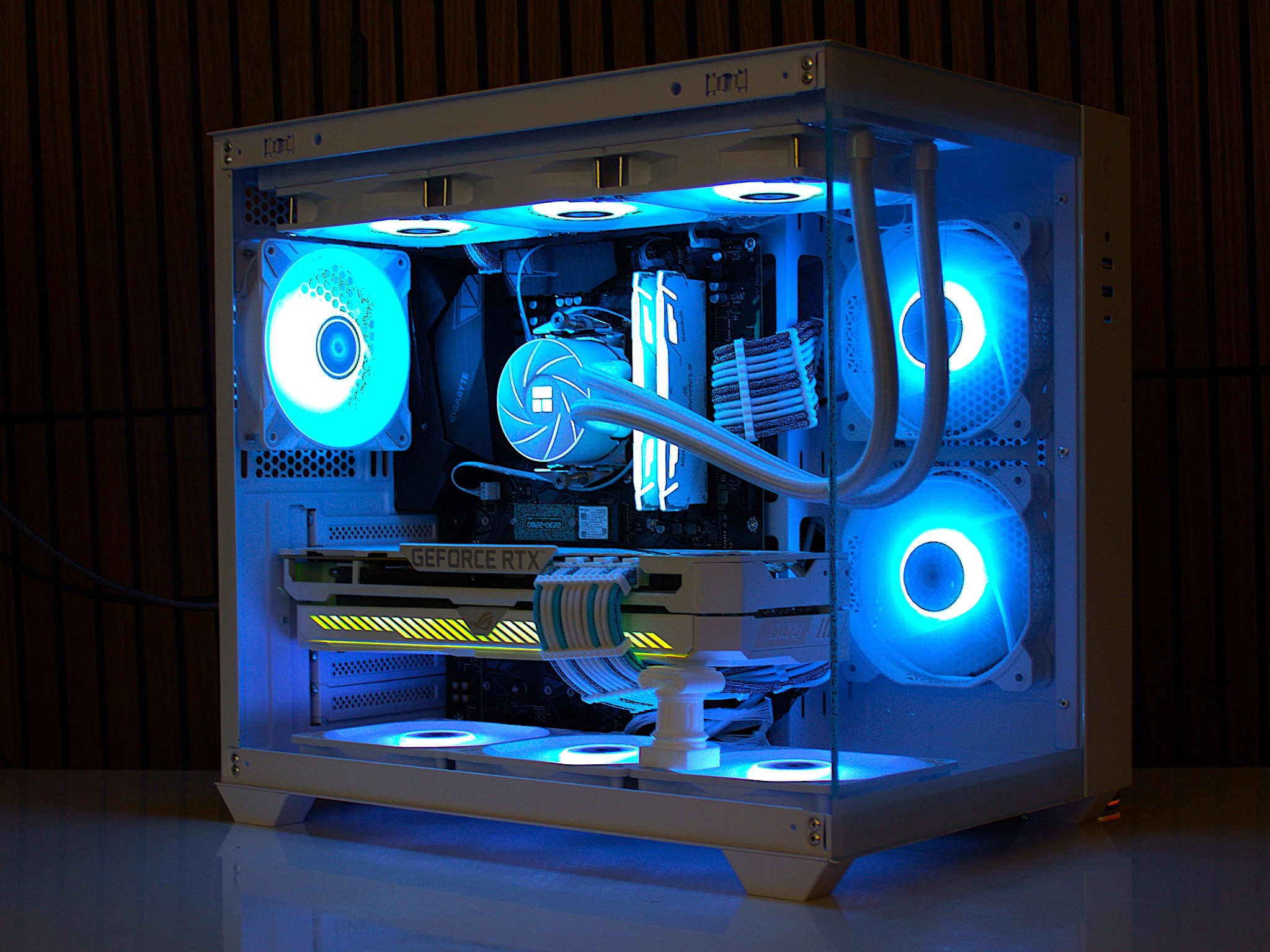 White Build 💻 RTX 3080 Gaming PC 💻| Ryzen 7 5800XT | 1TB nvme |DDR4 | 32GB RAM | B550 | Windows11