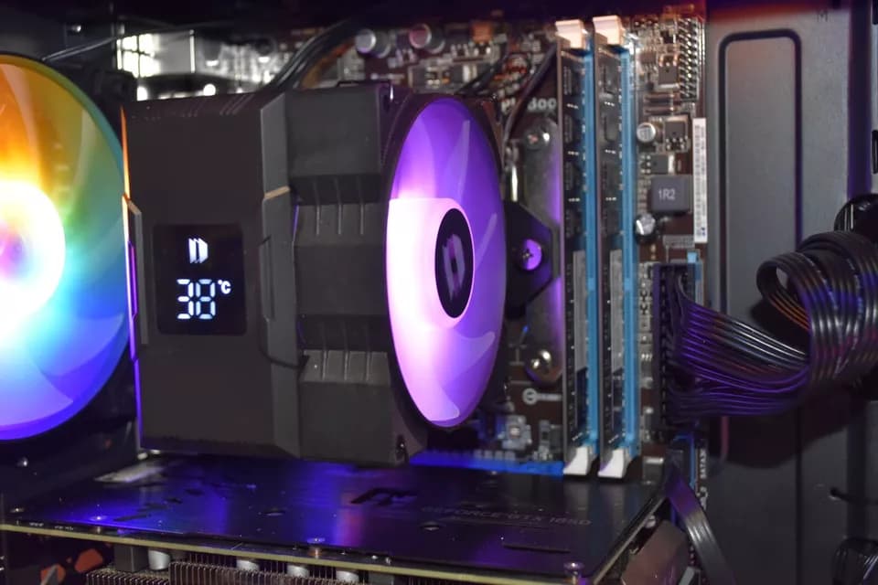 gaming pc Intel Core i7-3.4 GHz.16 GB RAM GPU 1650 PSU 700WTS 480GB SSD+1TB HHD ENTRY LEVEL GAMING
