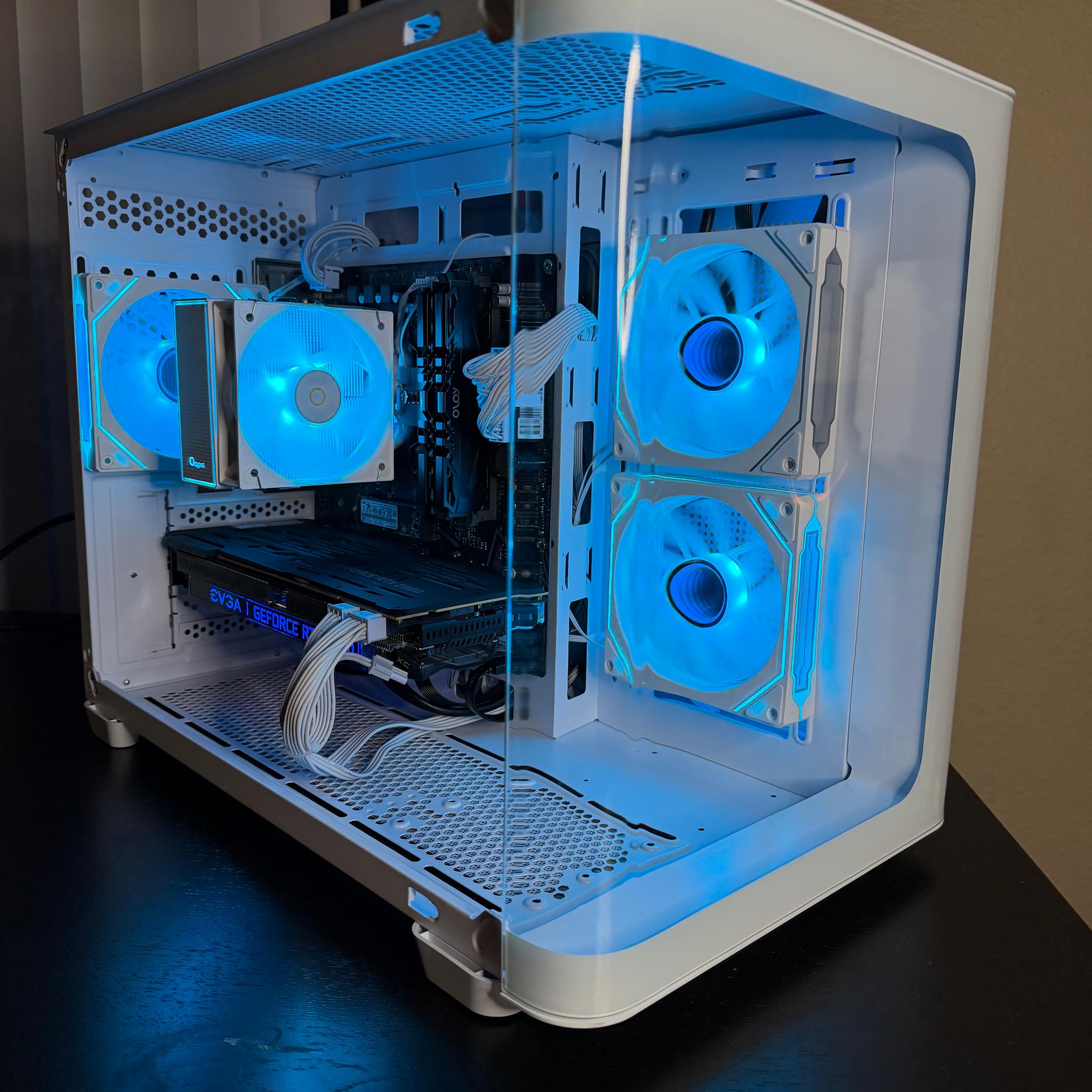 Rtx 2080  16GB ram   Ryzen 5 5500   256gb+1tb HD