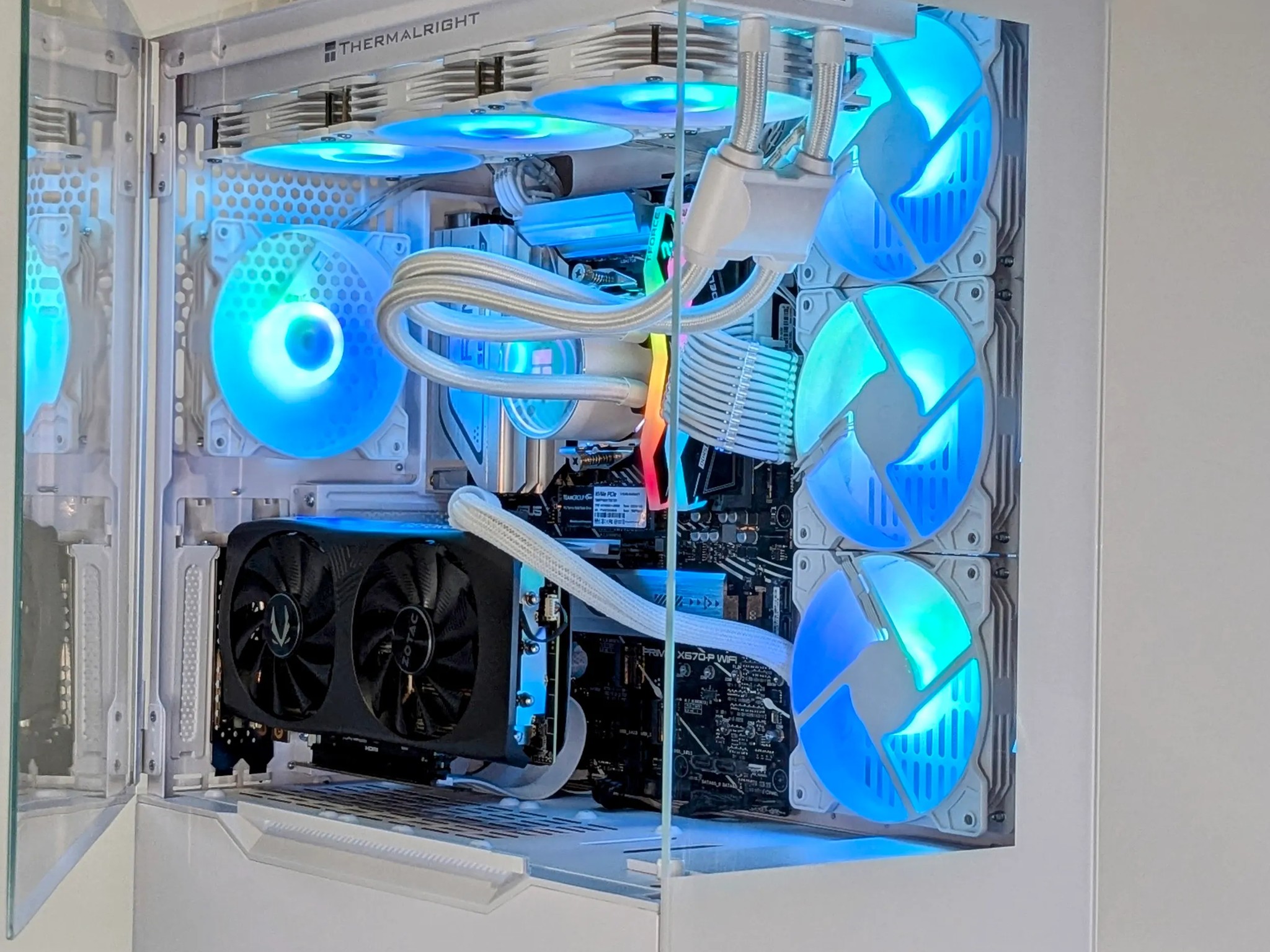 🔥1440p-4K Ray-tracing Gaming Beast⚪️RTX 4070 SUPER⚪️ (AM5)⚪️32GB DDR5 ⚪️1TB NVMe SSD ⚪️Windows 11