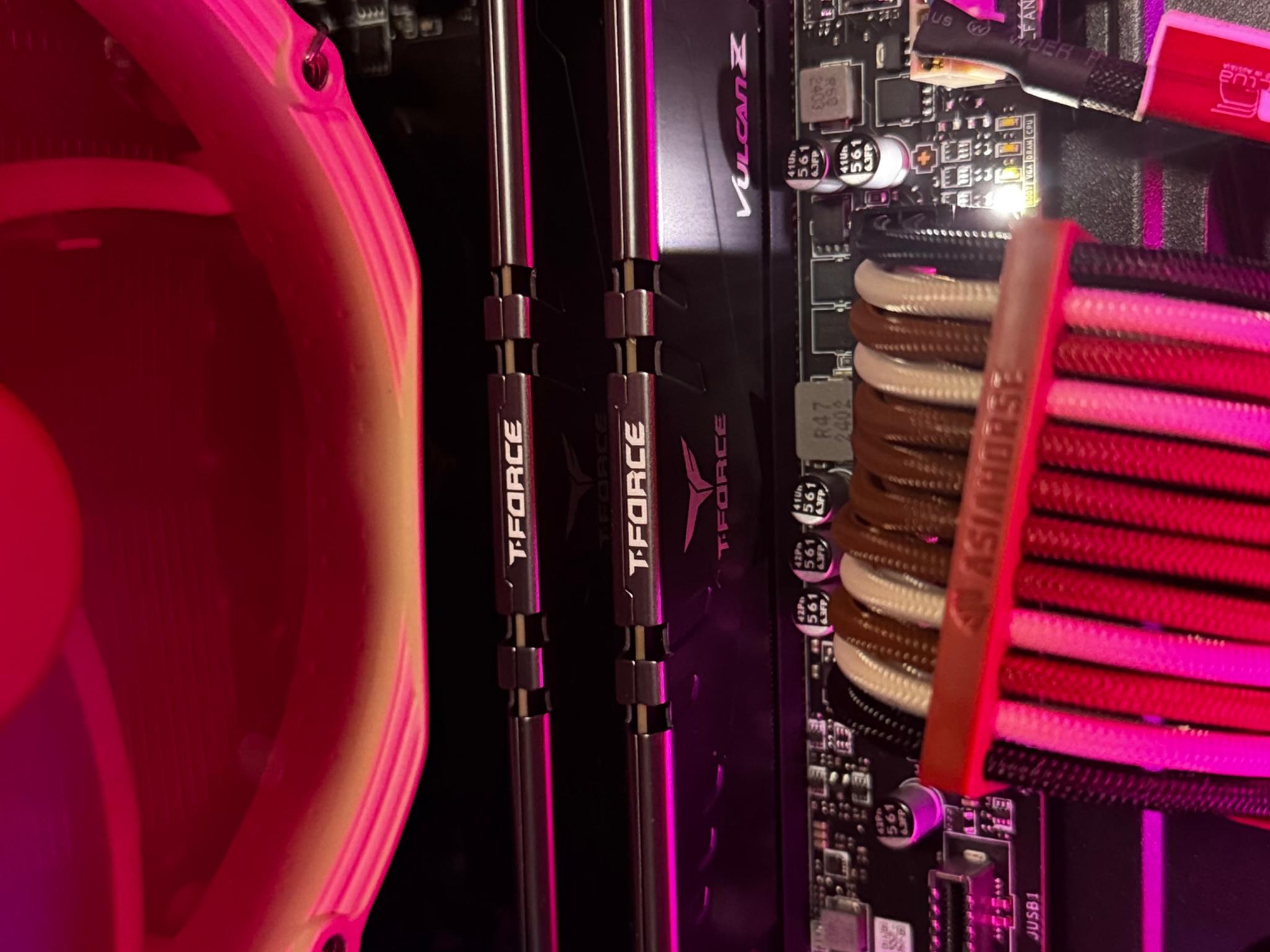 🦉🏴DARKNIGHT🏴🦉| RYZEN 7 2700X | RX 5500XT | 32GB DDR4 | 1TB SSD | BT+WIFI | **NOCTUA EDITION**
