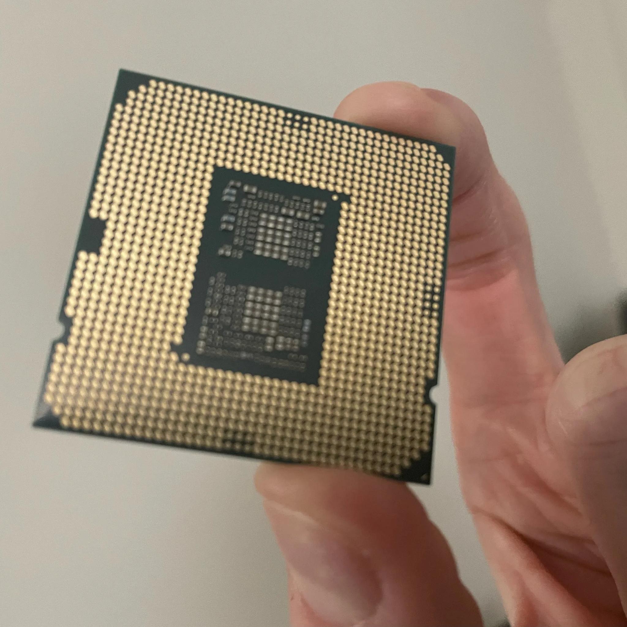 Intel Core i7-10700K Processor (With Manual)!