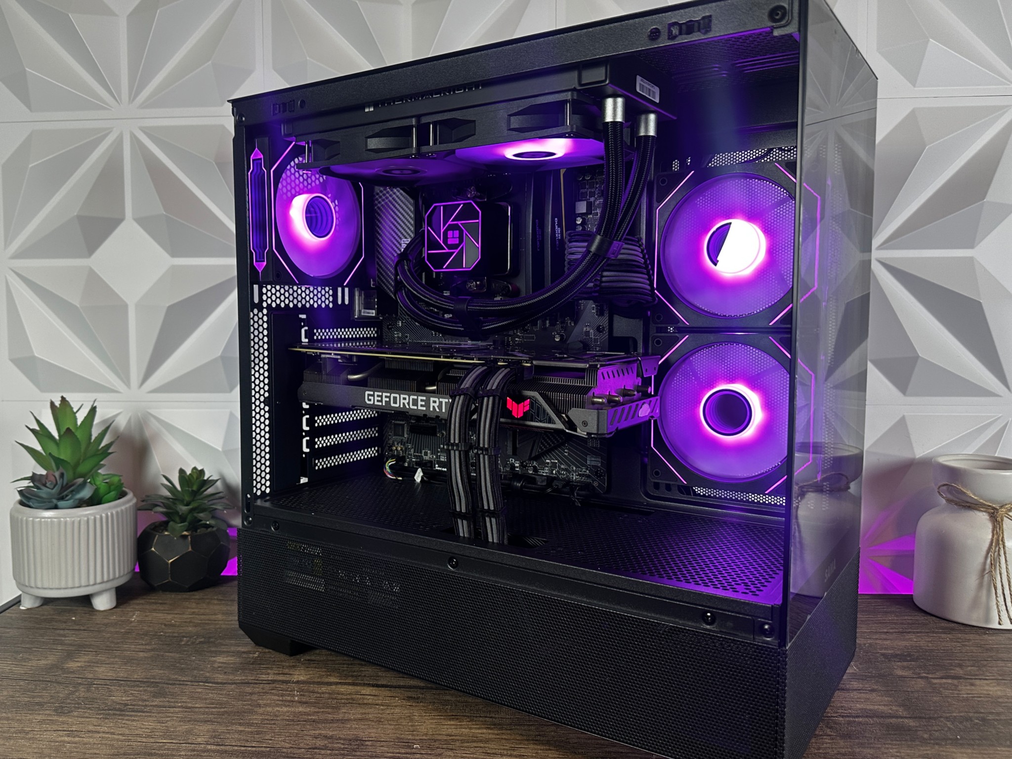 🟪 Magenta ⬛️| 1440P/1080P | Ryzen 7 5700x 8C/16T | RTX 3070 | 32GB DDR4 | 1TB M.2 SSD | FULL ARGB |