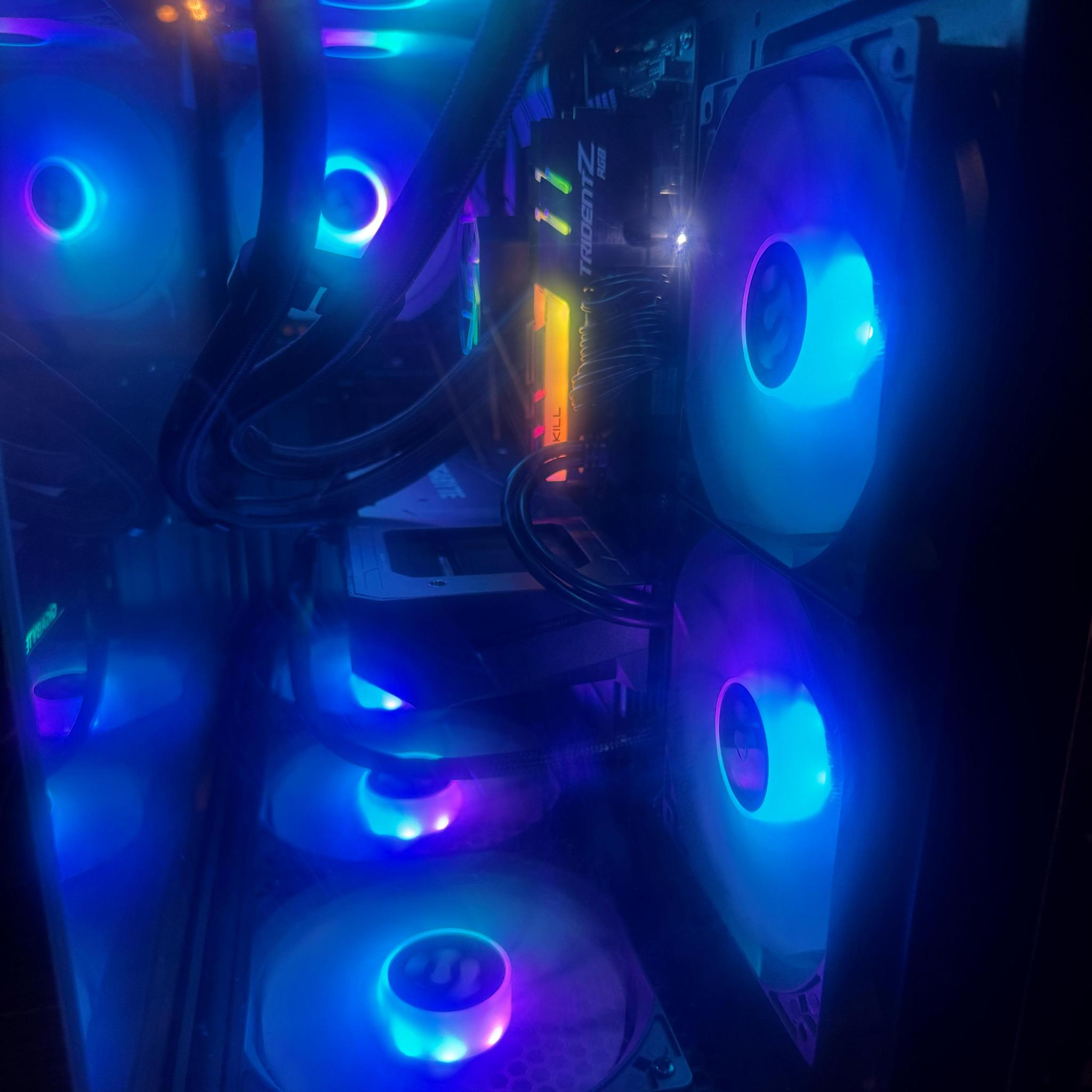 RTX 3060TI / Ryzen 7 3800X/ 16GB RGB RAM Gaming PC
