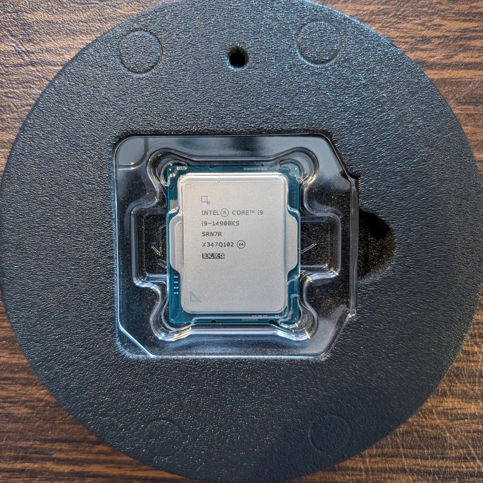 Intel® Core i9 Processor 14900KS - Used Like New