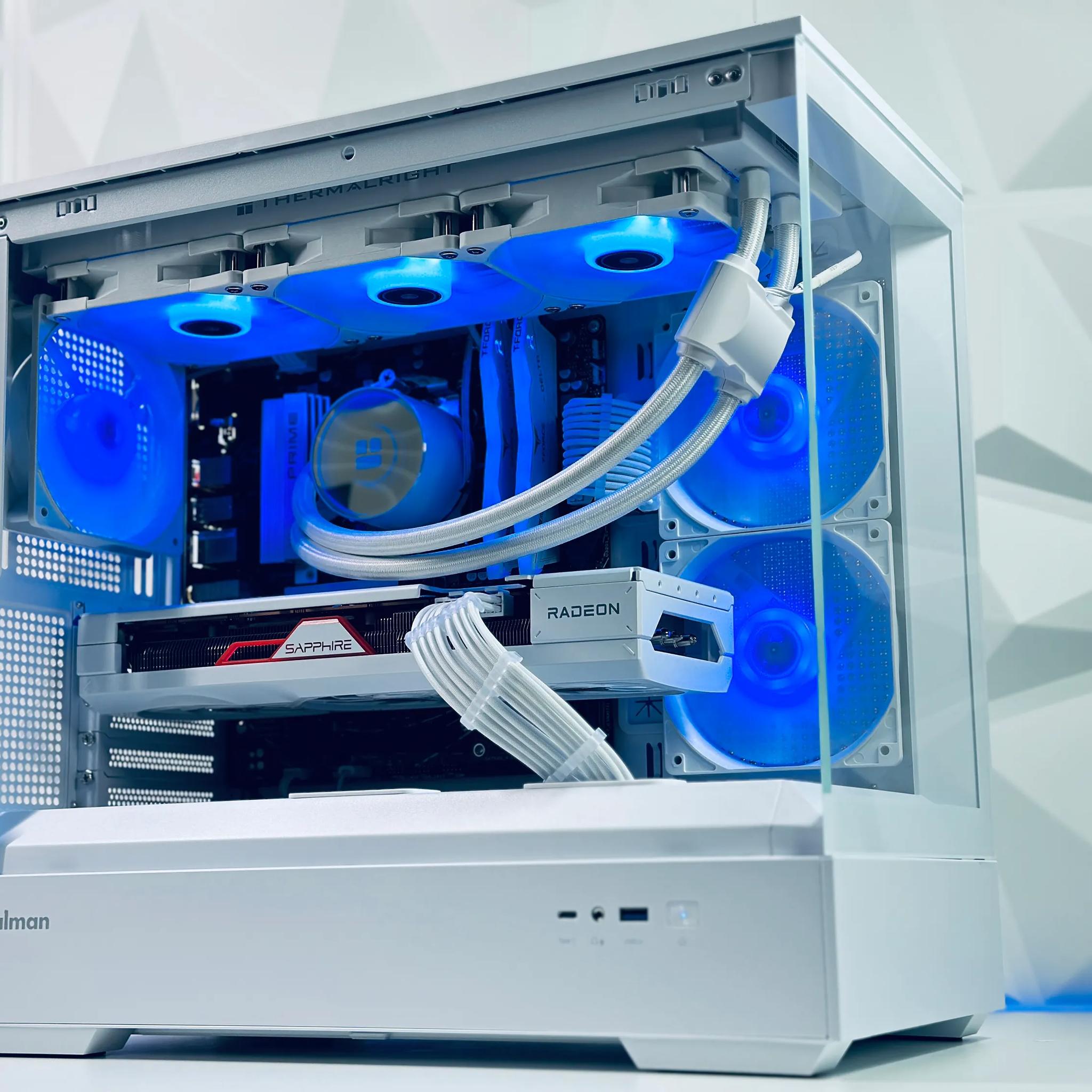 ✨🎁🎄🐻‍❄️ 🧊 Polar Bear  Gaming PC❄️AMD RX 7800 XT 16GB❄️AMD Ryzen 7 7700