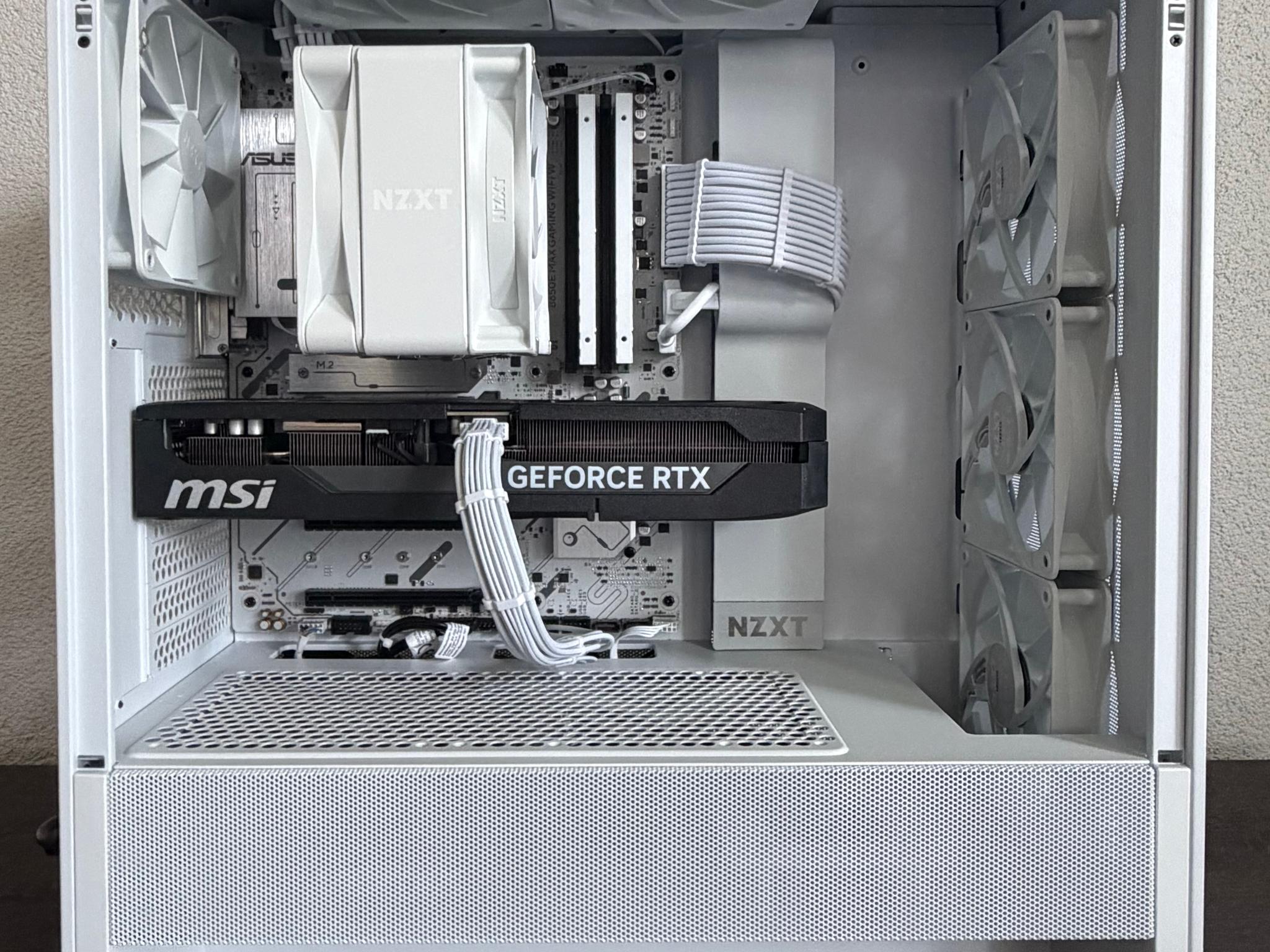 ❄️ Project Snowstorm ❄️ | RTX 5070 Ti | Ryzen 7 7800X3D | 32GB DDR5-7000 | 📶 Wi-Fi& Bluetooth Ready