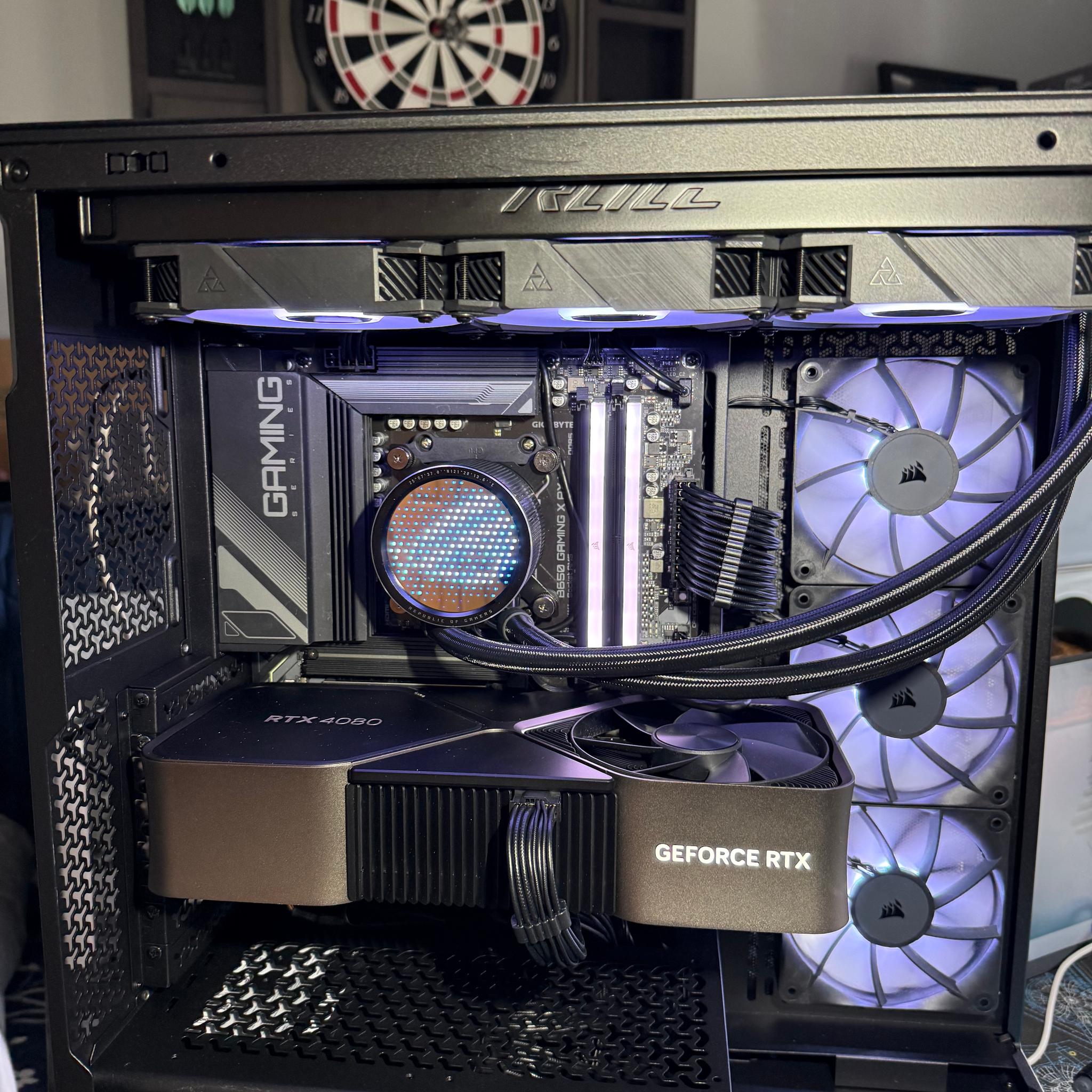 Custom RTX 4080 FE with AMD 9700X
