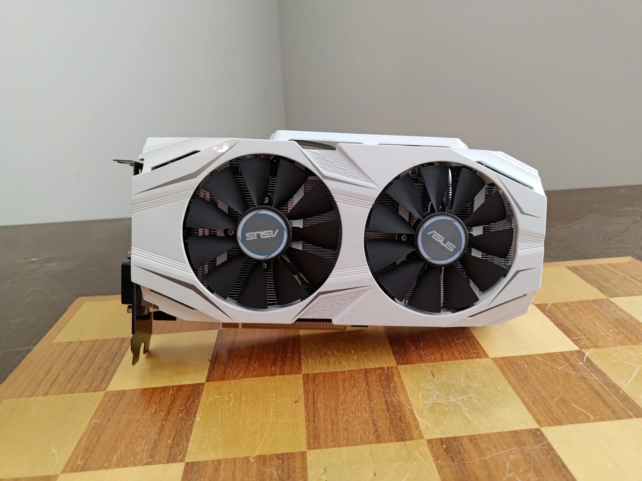 Asus Dual GTX 1060 6GB
